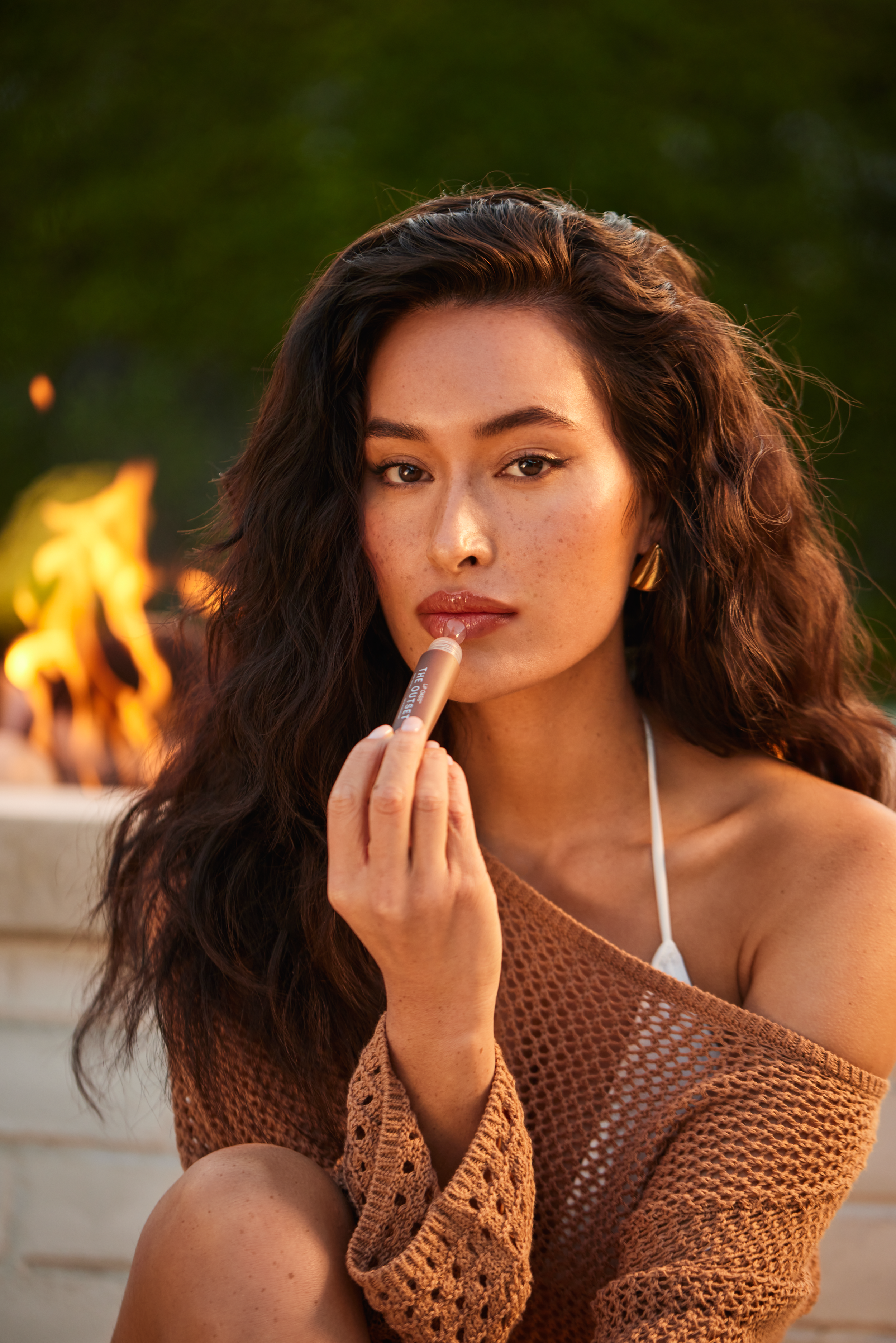 Scarlett Johansson styled by Katie Postyn of KLP STYLED for the Lip Oasis Resort photoshoot. KLP STYLED is a new york city based personal styling service / personal stylist in brooklyn new york and new york city. high end personal styling and fashion