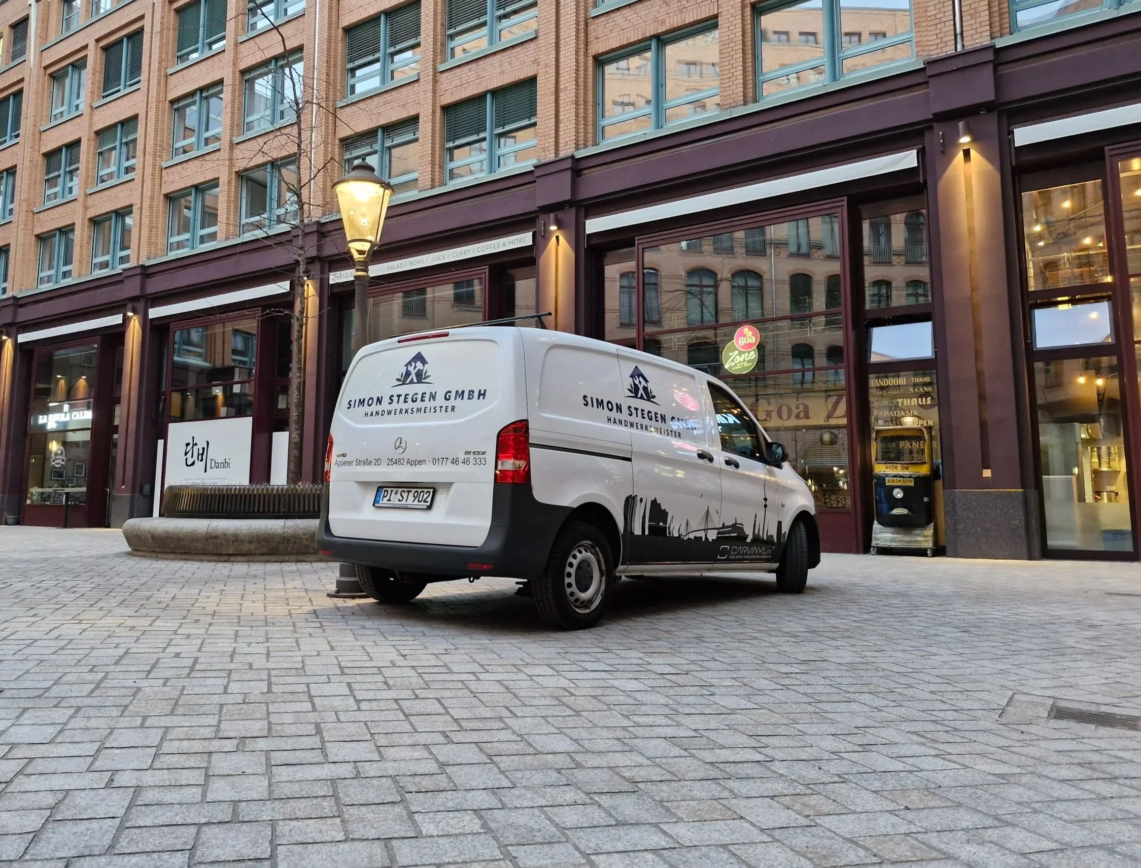 Simon Stegen GmbH Firmenfahrzeug eines Handwerksbetriebs aus Appen bei Hamburg