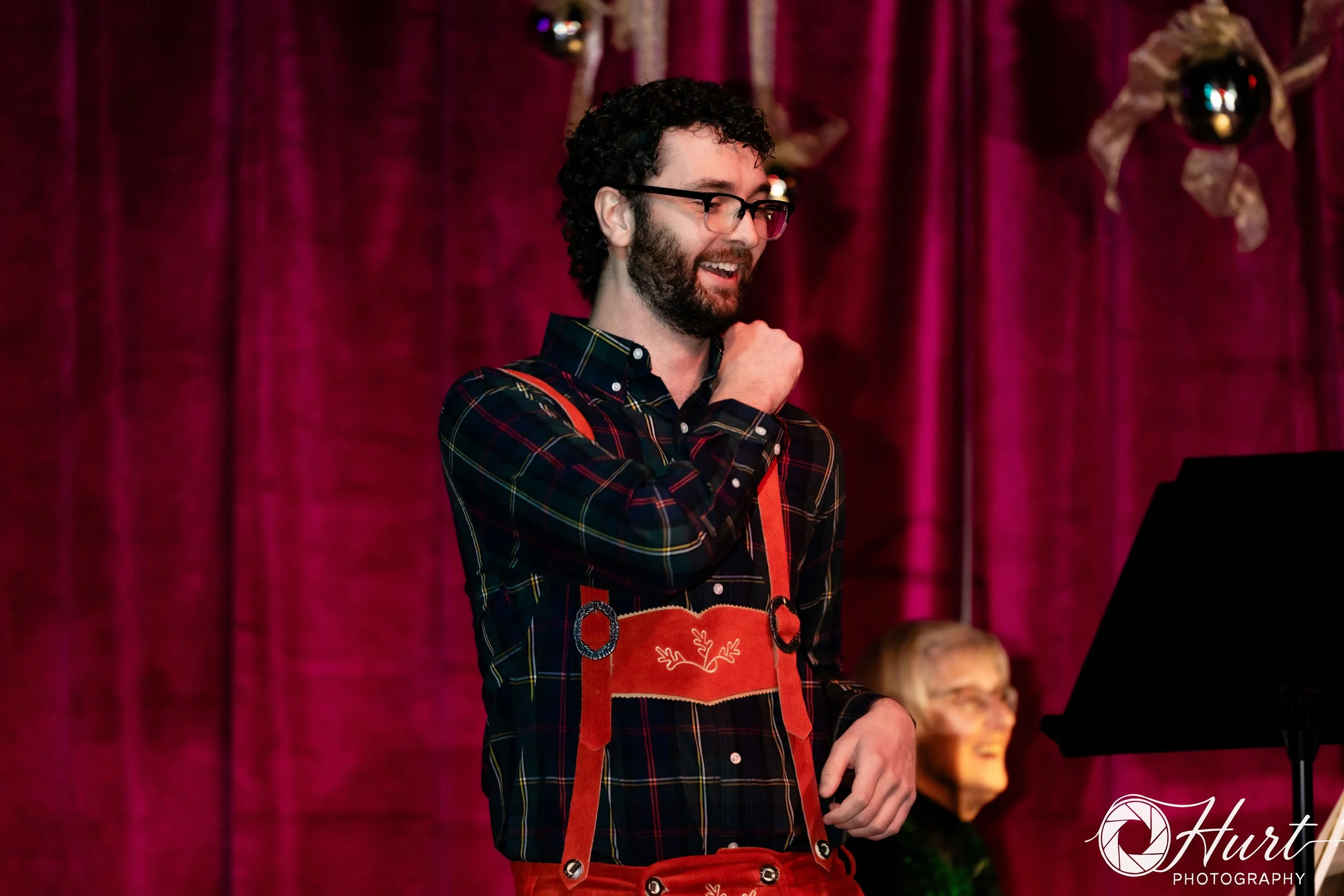 COMOCABARET-TISTHESEASON-JAH0235 (1).jpg