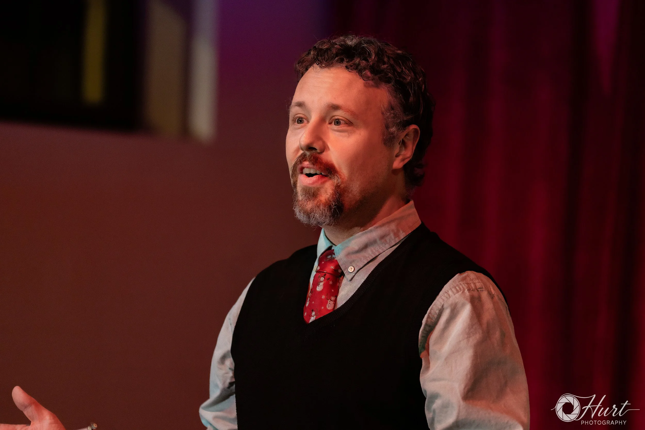 TISTHESEASON-0121 (1).jpg