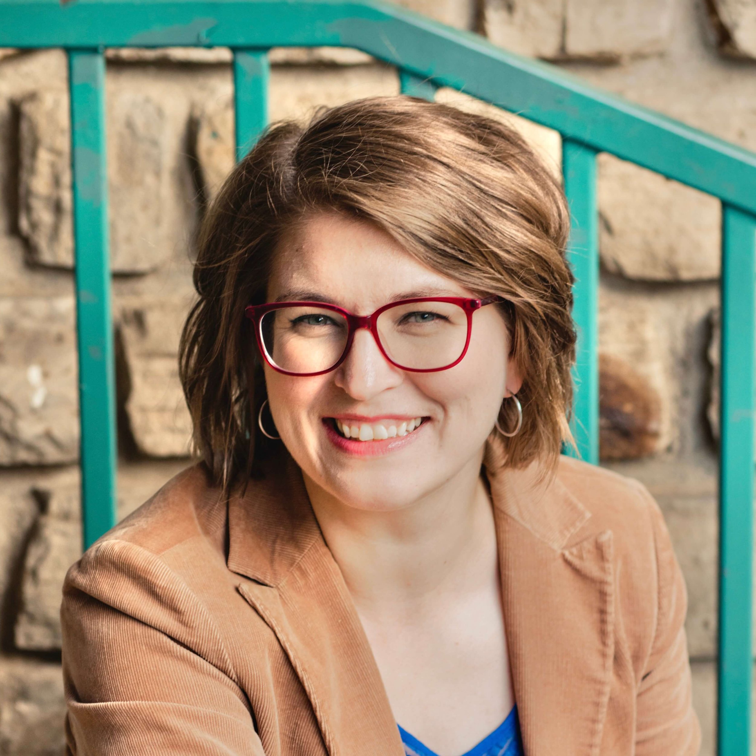 Photo of Elizabeth Peters, psychotherapist