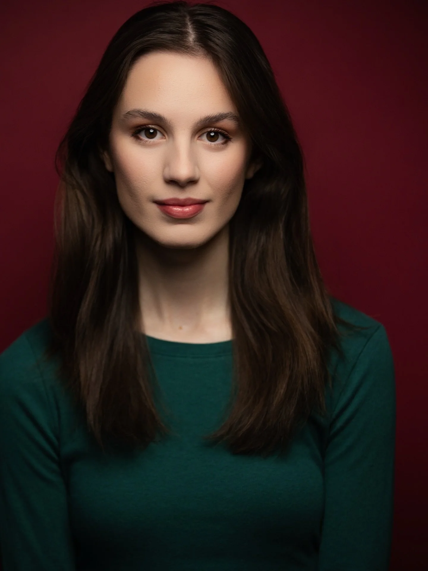 Look we maybe going to France later this week but when we get back we better be taking your new headshots!! I mean doesn&rsquo;t @maddiethewatts inspire you 😍❤️