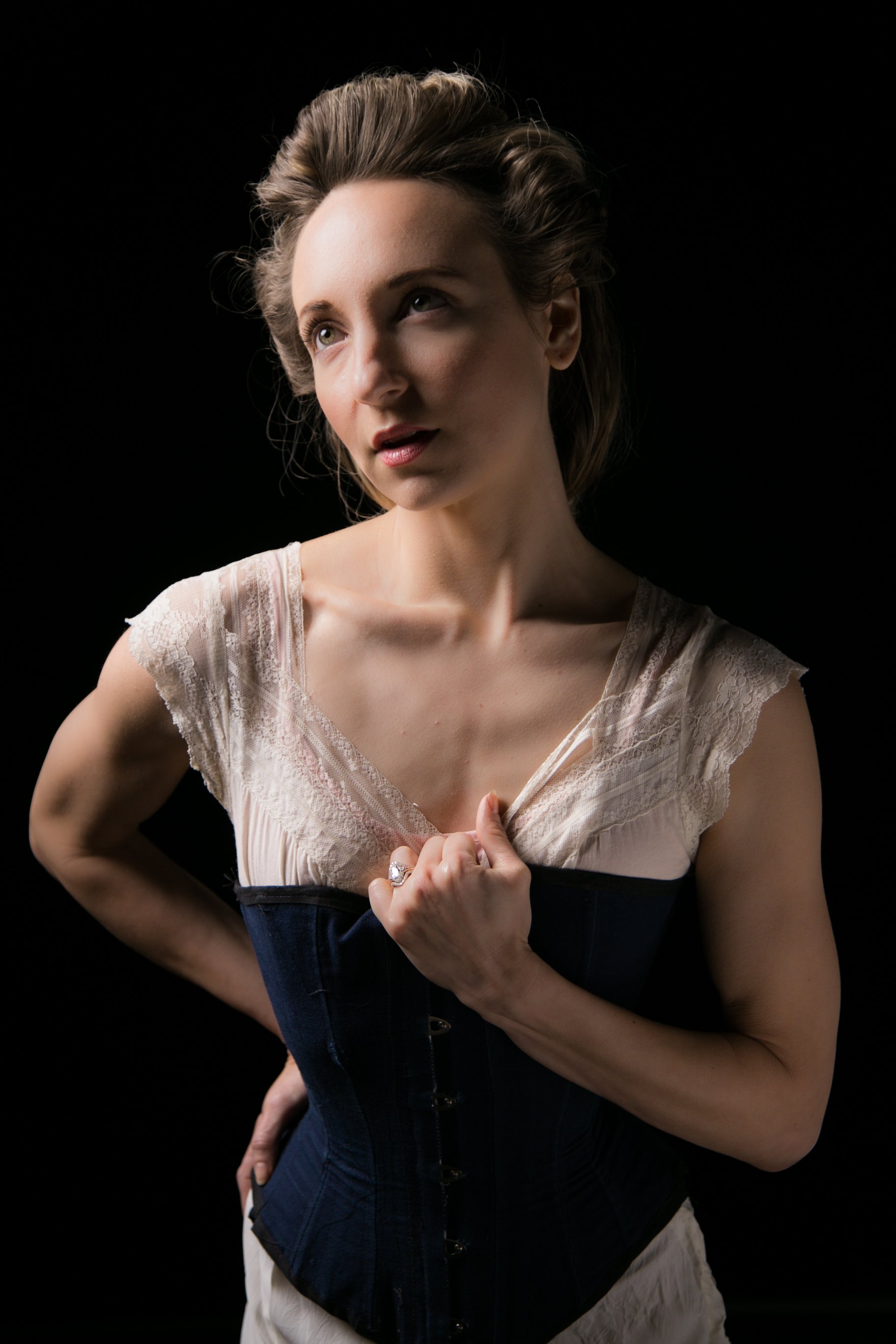 Intimate Promo-24.jpg