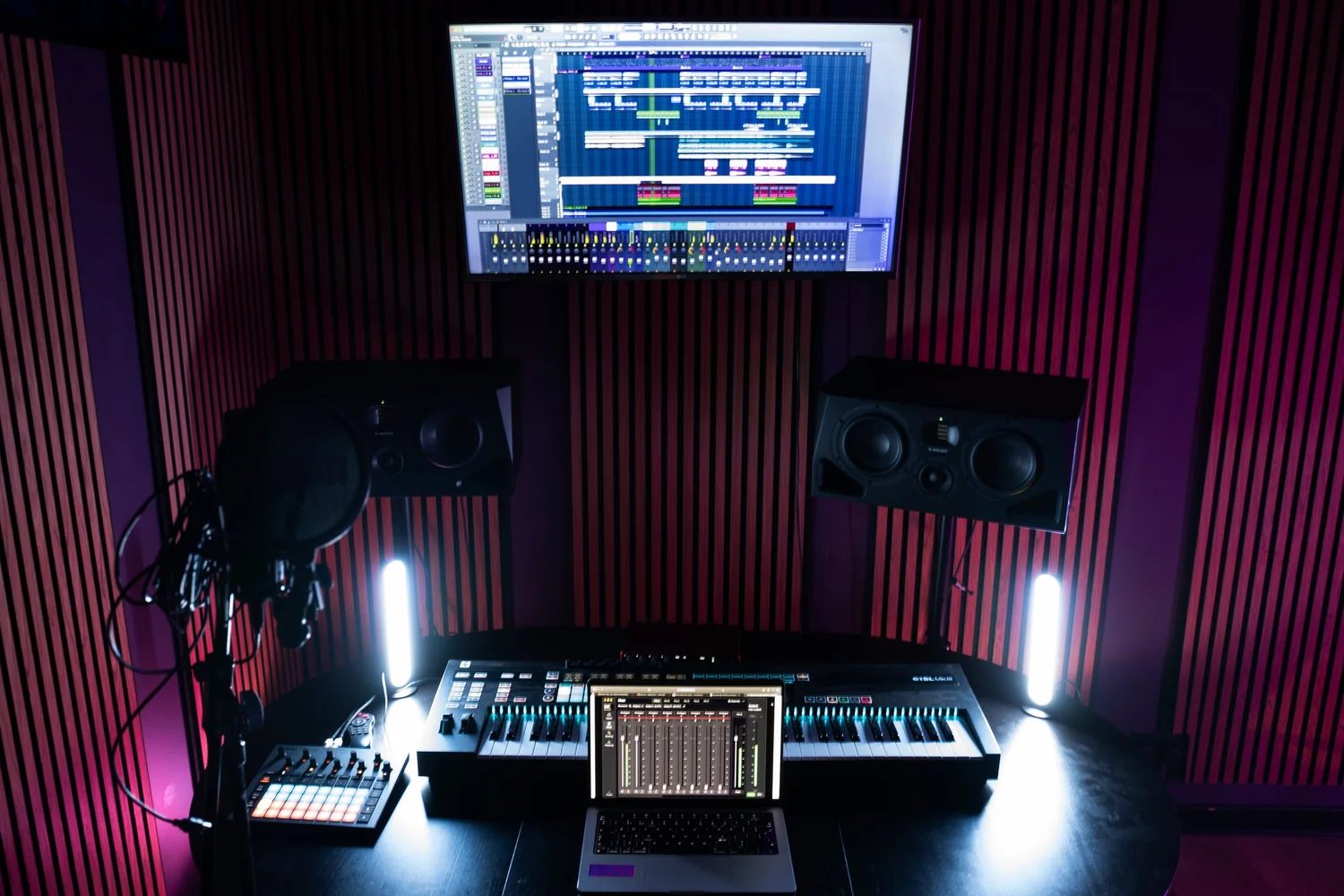 Music studio hire London: Focusrite Scarlett 18i16 production desk with ADAM Audio A77H monitors and Novation keys at STU 22 Wapping