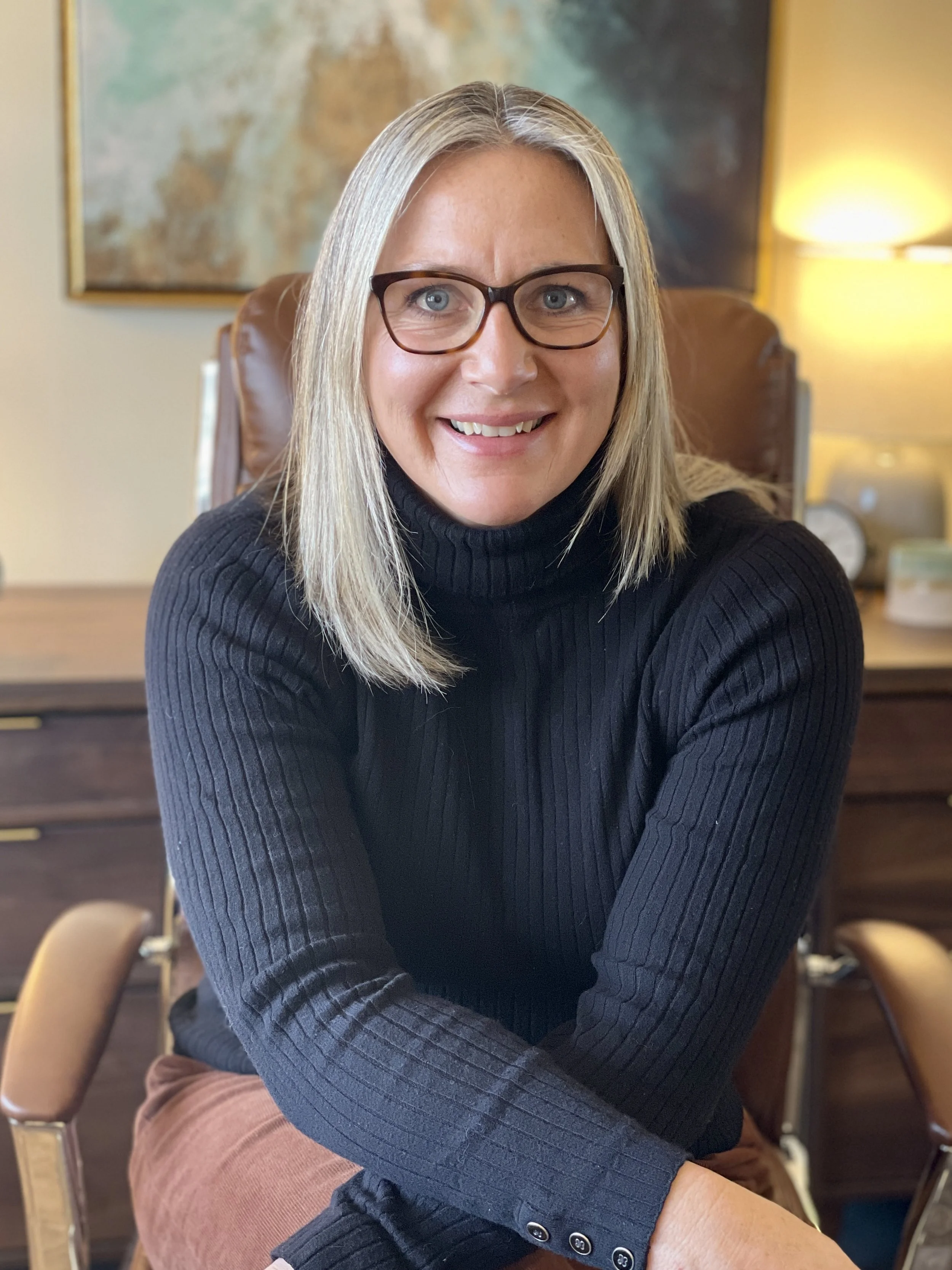 Karin Lyon | Therapist