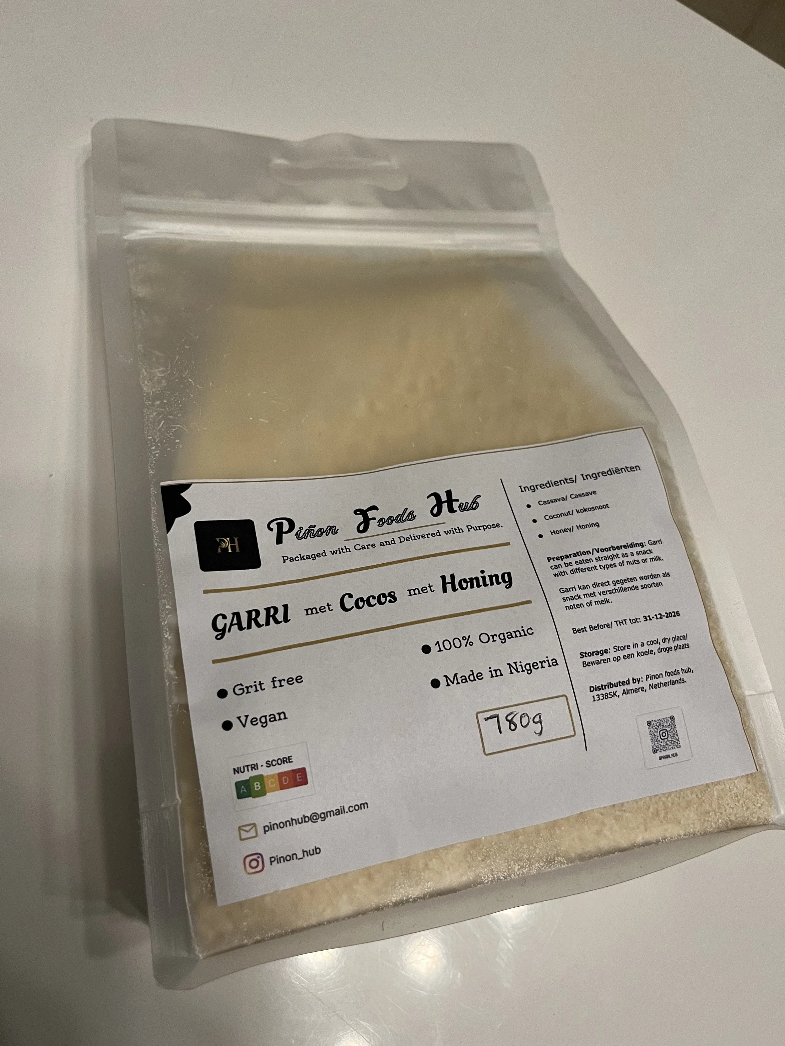 Garri, Honing, Cocos-small 2.jpg