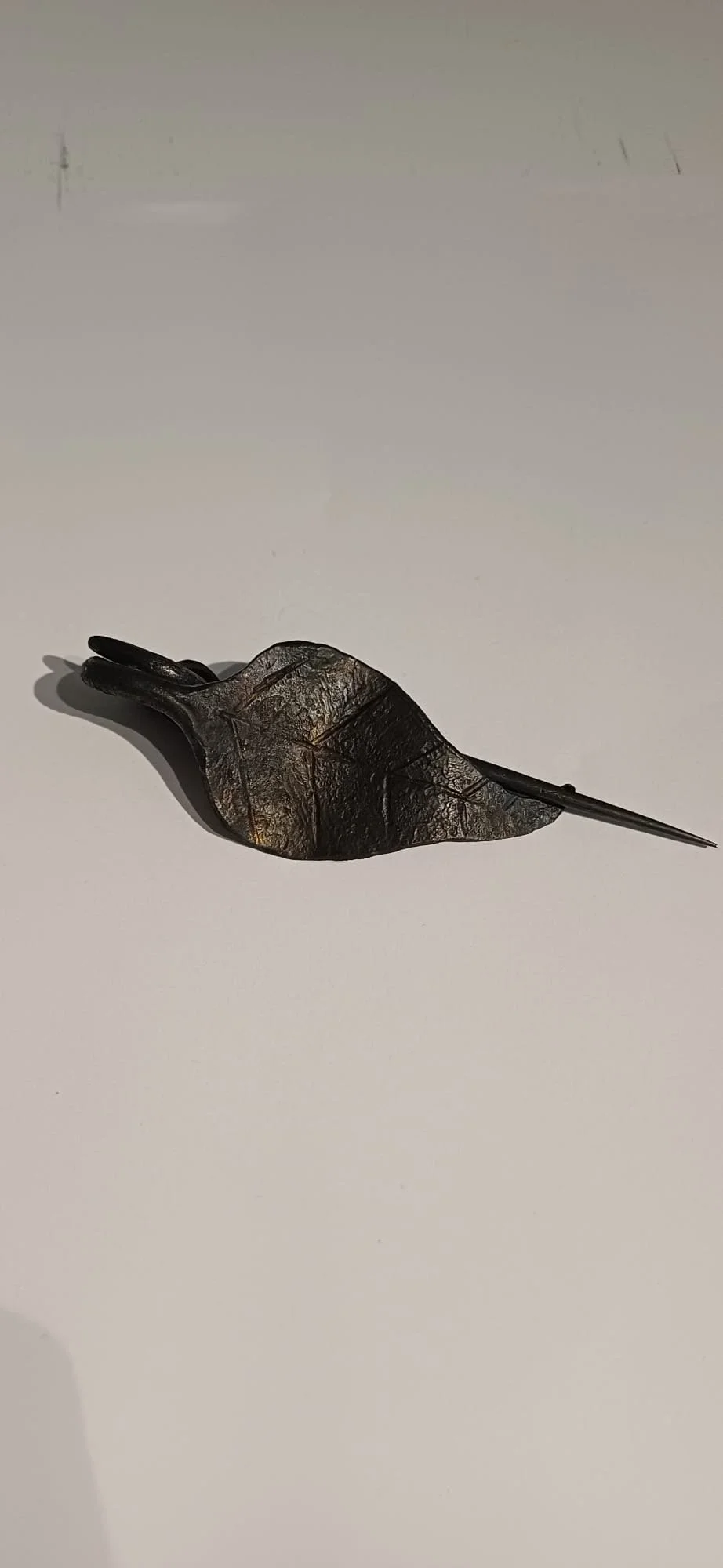 Leaf broach