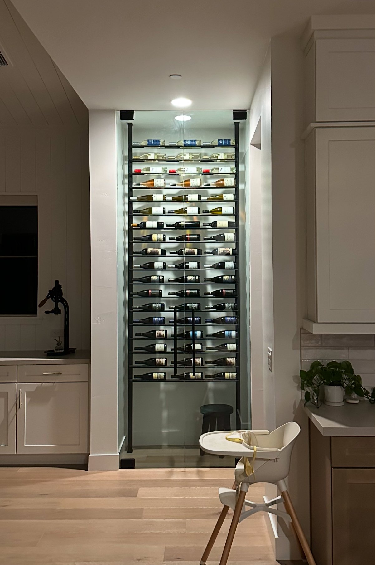 glass-wine-cellar-enclosure-modern-kitchen.jpg