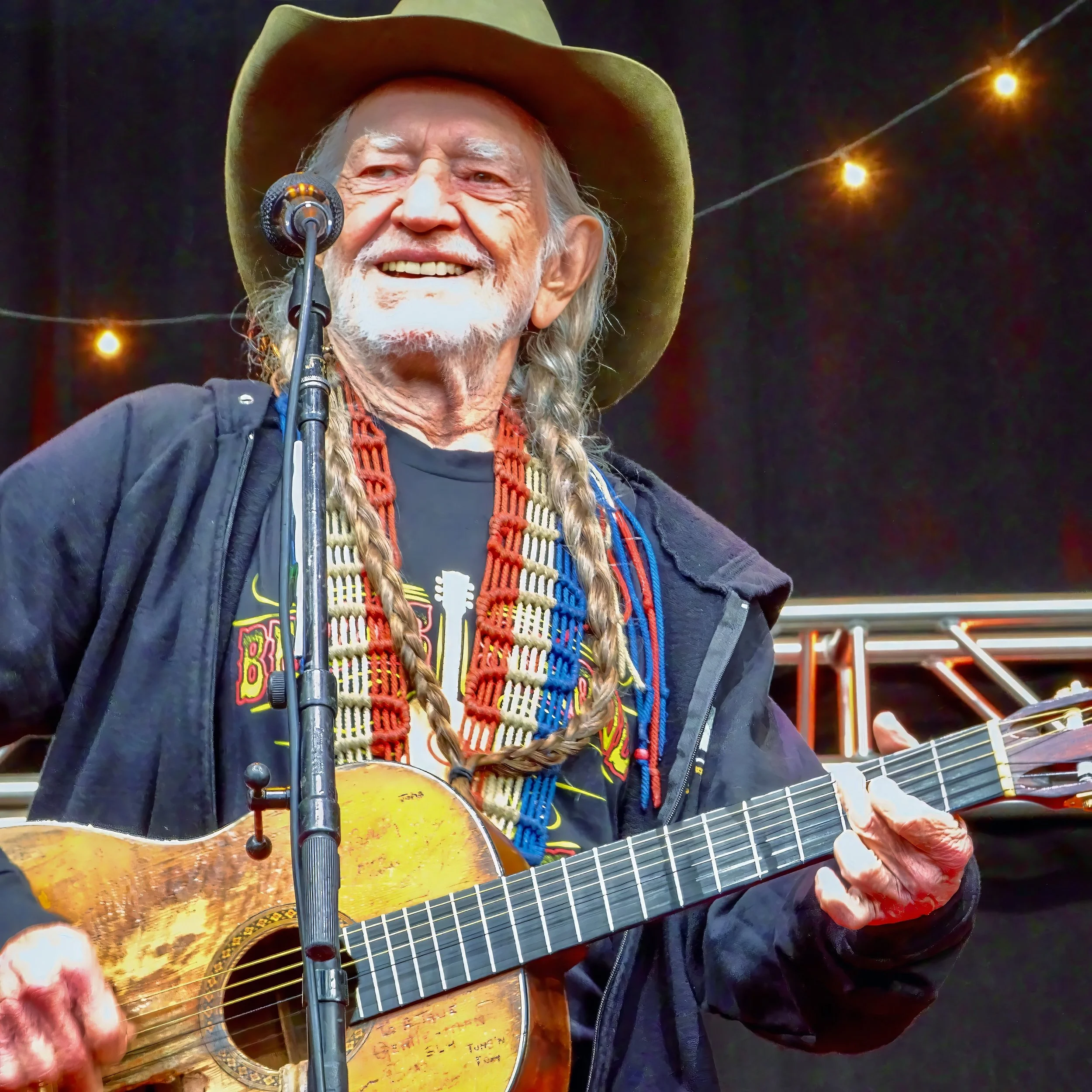 DSC00375 (2)-topaz-denoise-face-sharpen-color-topaz-sharpen-face-denoise Lois Anderson.jpg