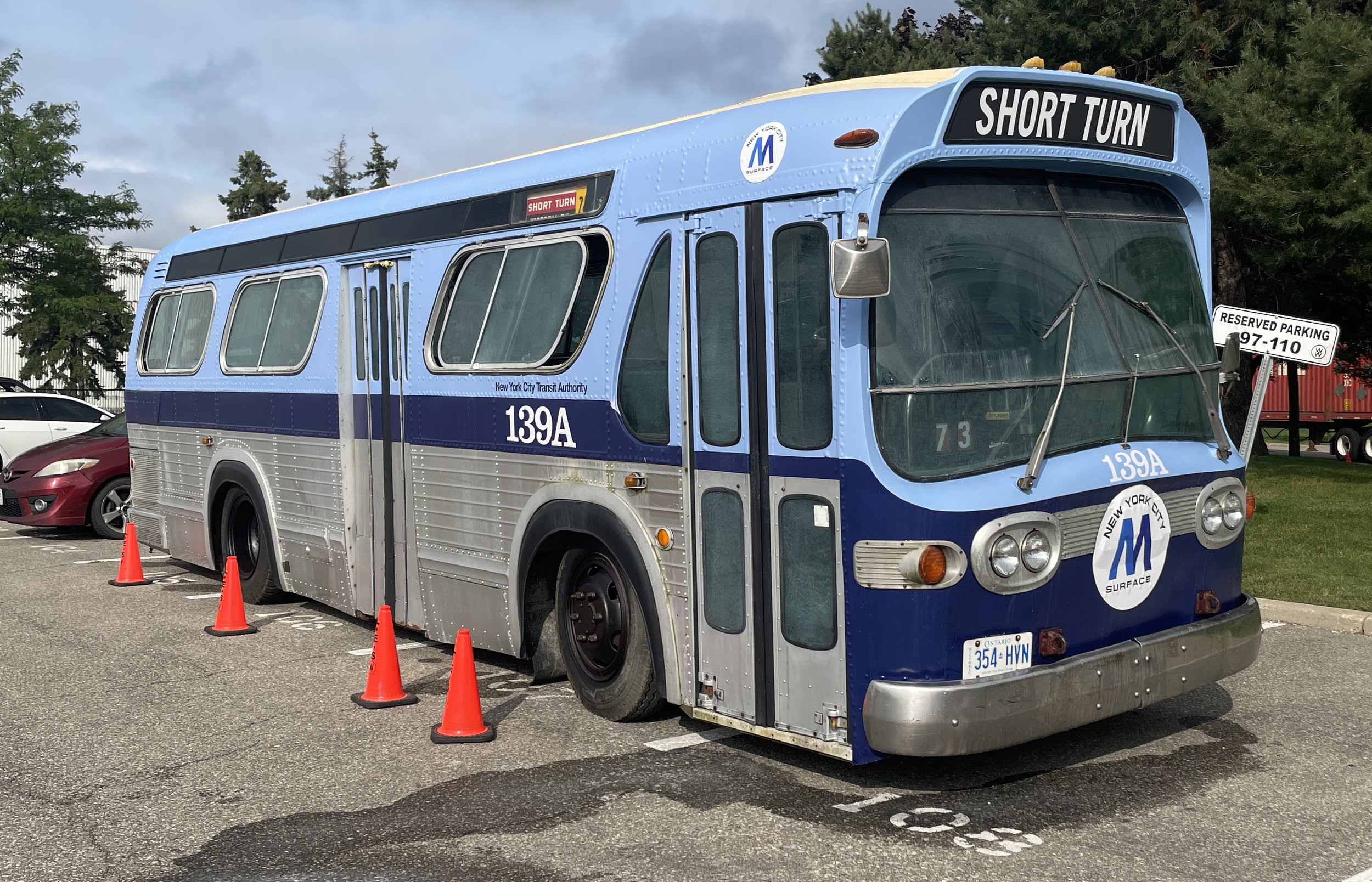 Flashback MTA Bus, Brilliant Minds S1