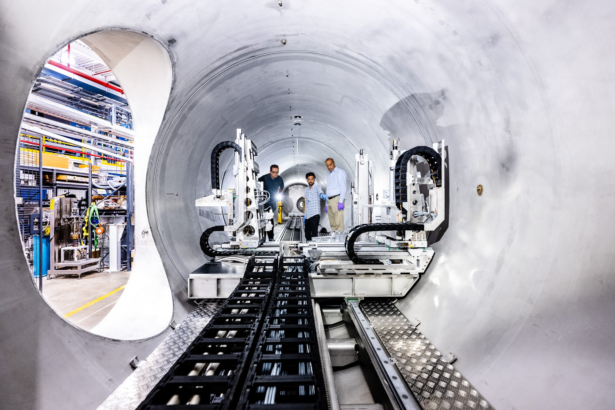 33850D_031_APS_Grand Tube Installed_WEB.jpg