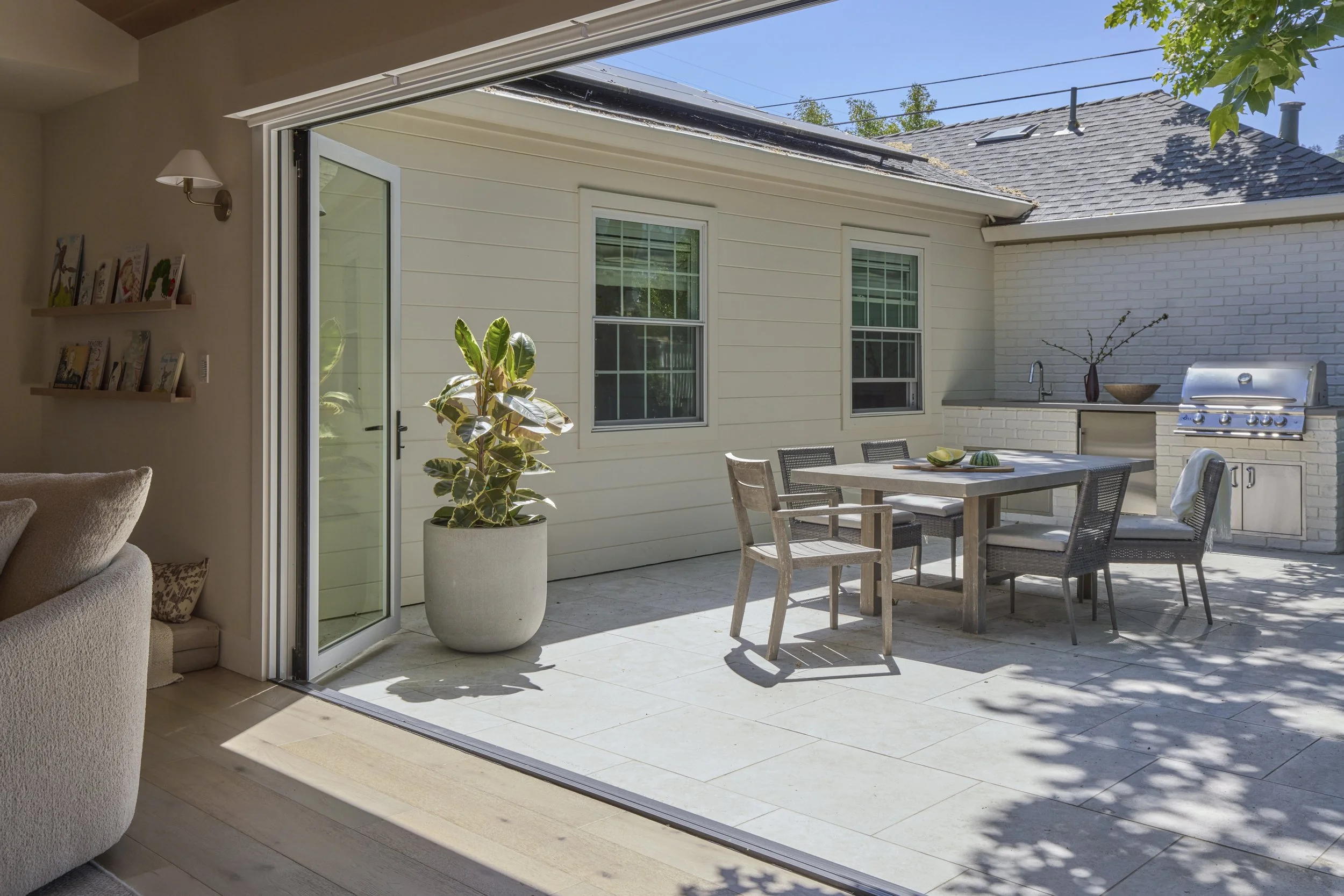 AEHome_Lakeside_LoRes-11.jpg