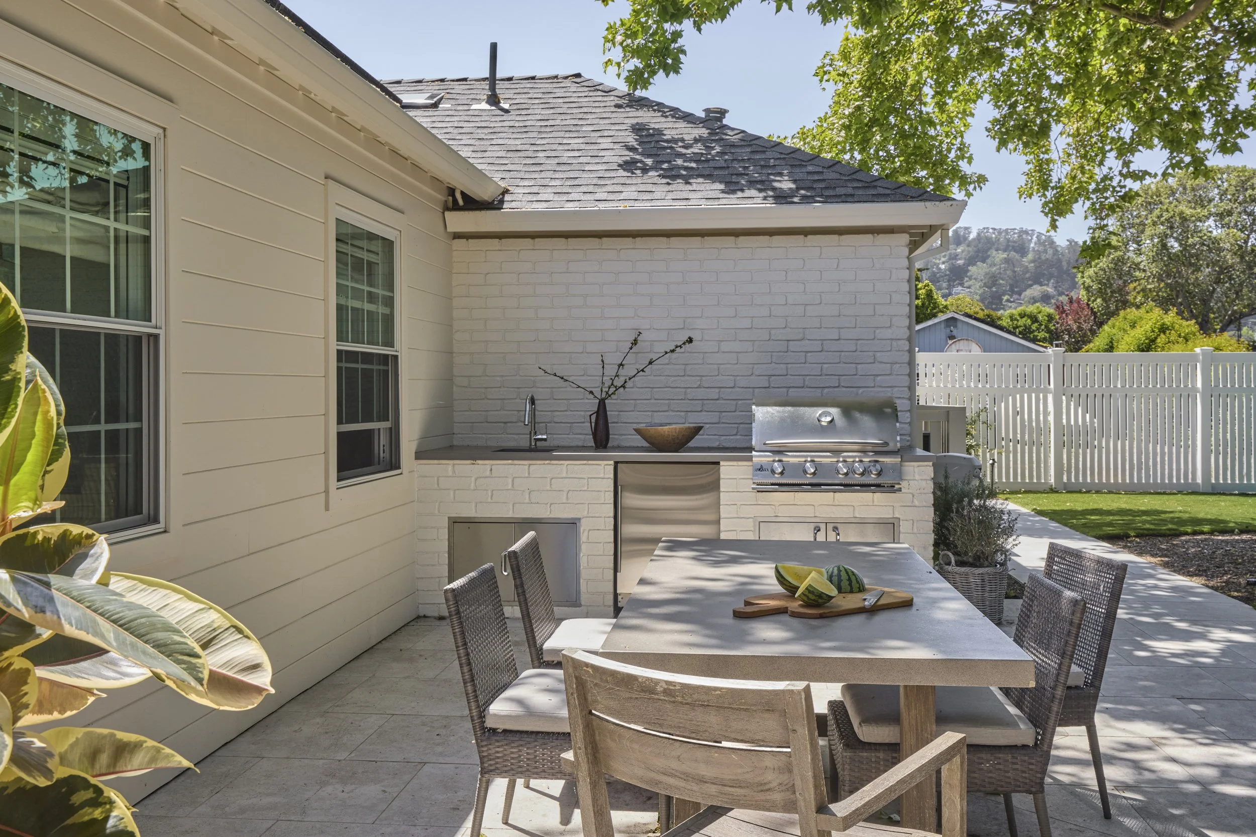 AEHome_Lakeside_LoRes-12.jpg