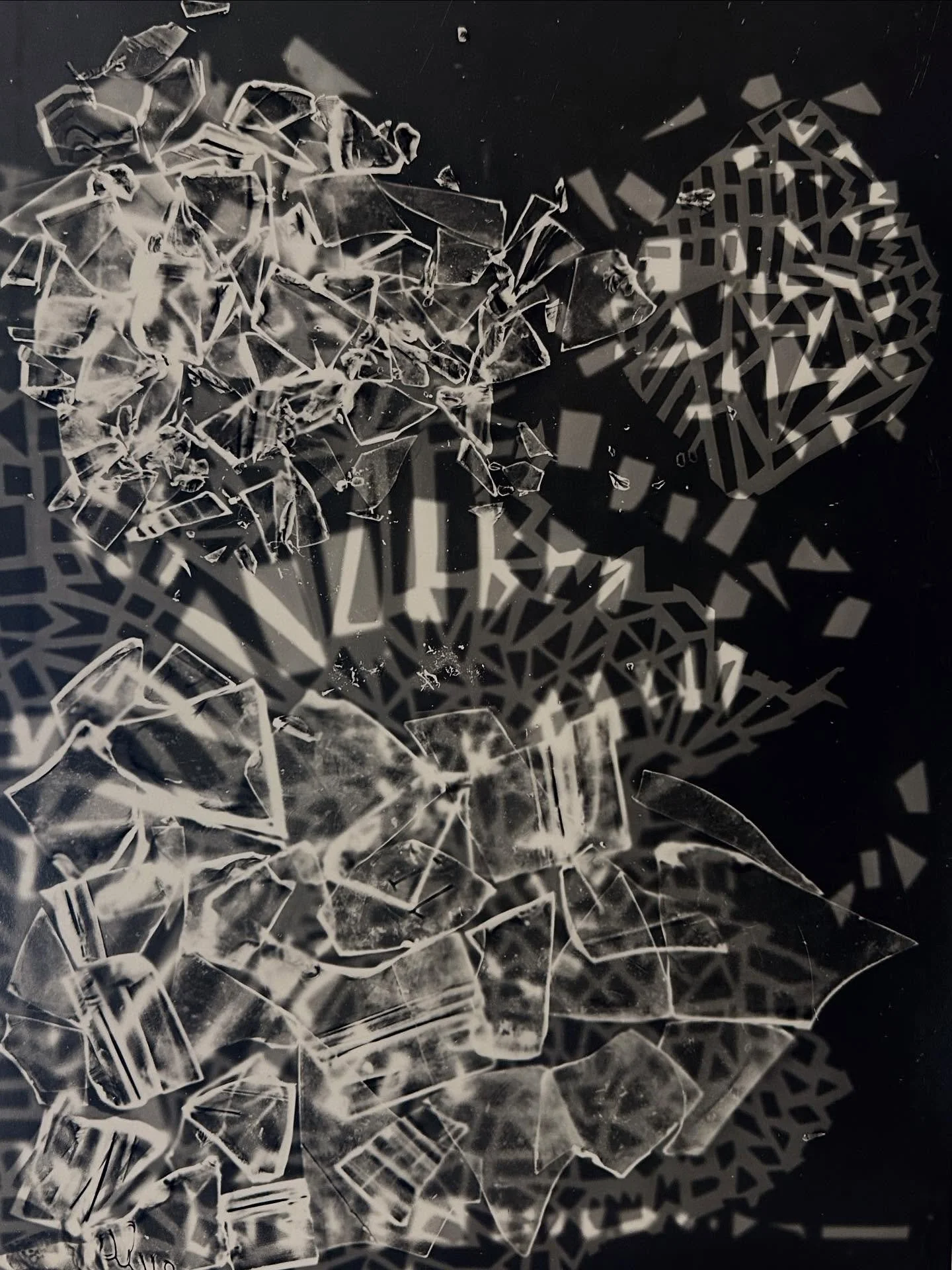 Welcome to EXPERIMENT - Photographs and Photograms by Anneliese Hager, Heinz Hajek-Halke, Uwe Klos and Thomas Ruff - upcoming exhibition in my Showroom Fotografie!
Opening: May 29, 2026 15-20h
The exhibition runs from May 30 to July 3, 2026, visits b