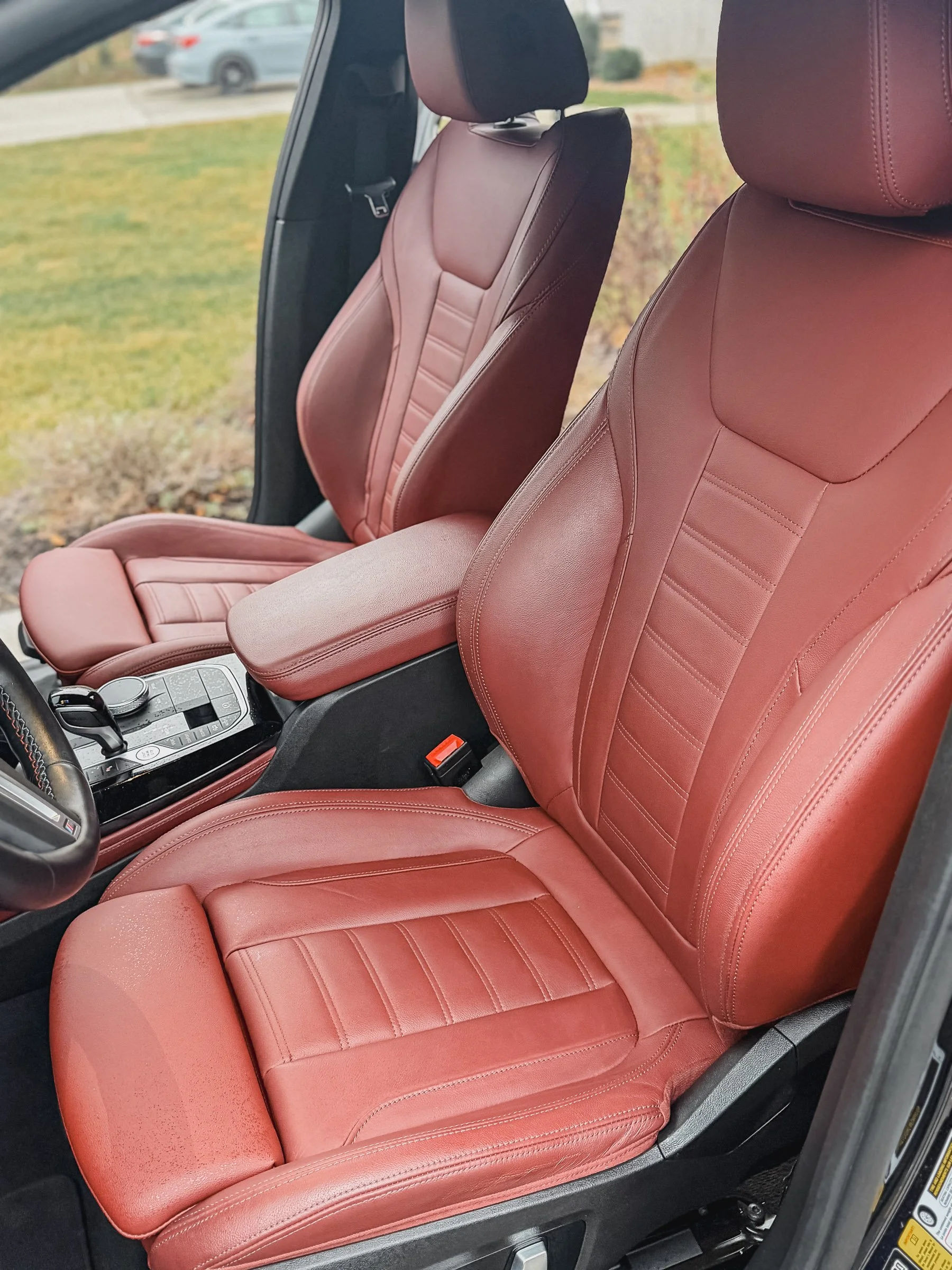 Mobile auto detailing interior cleaning in Kansas City