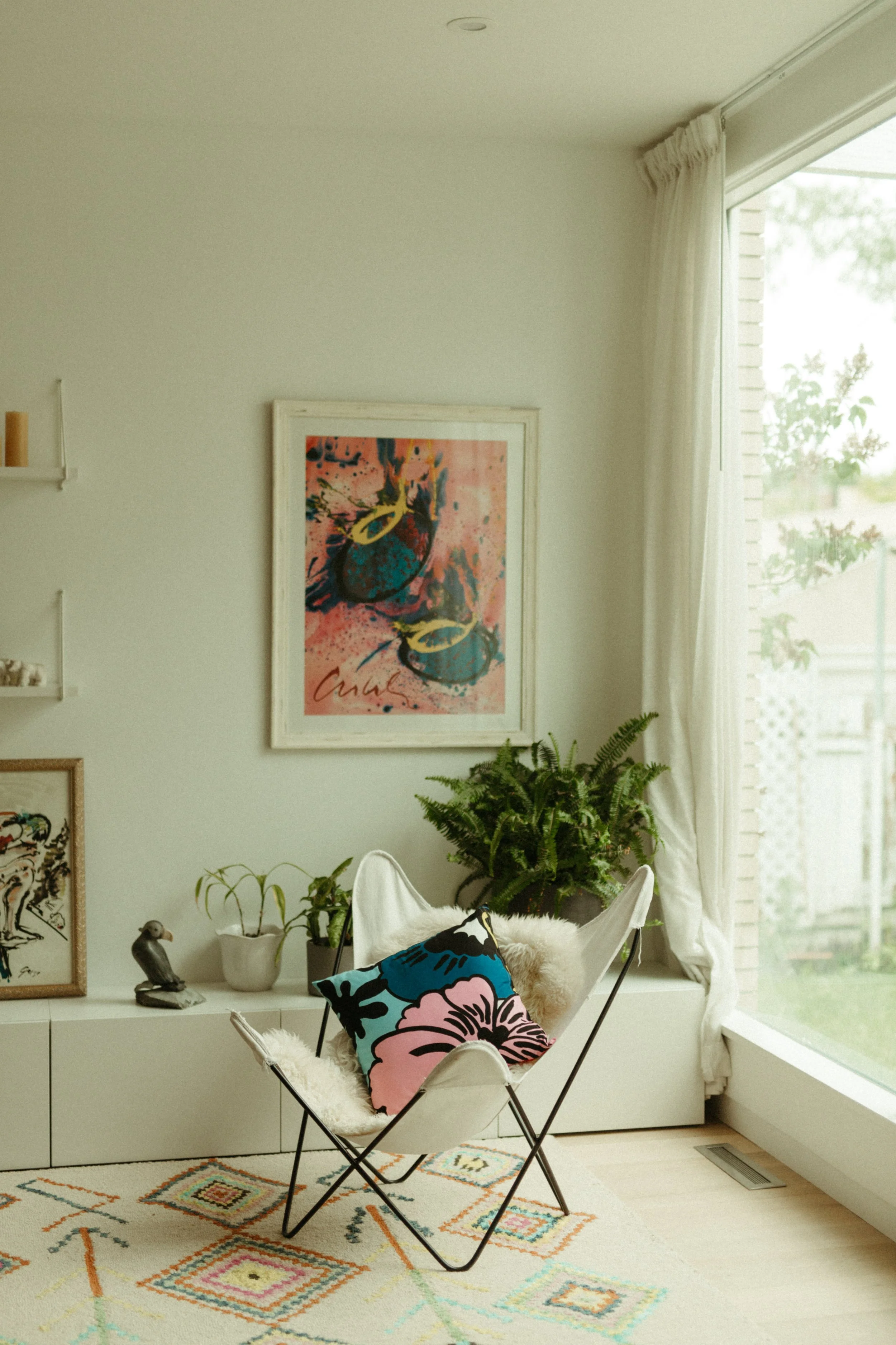 Winnipeg residential living room by Canvas Design Studio