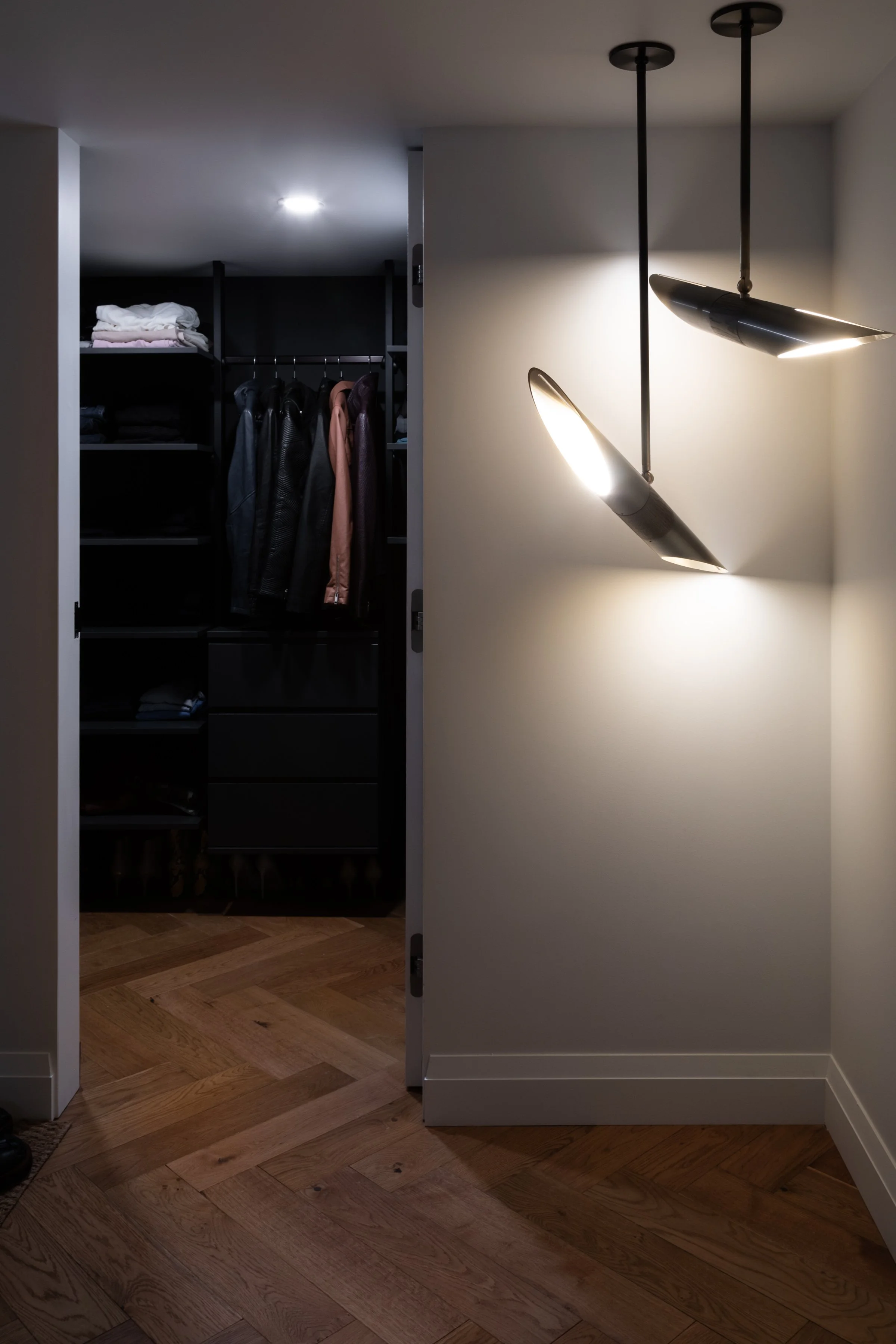 Winnipeg residential closet by Canvas Design Studio