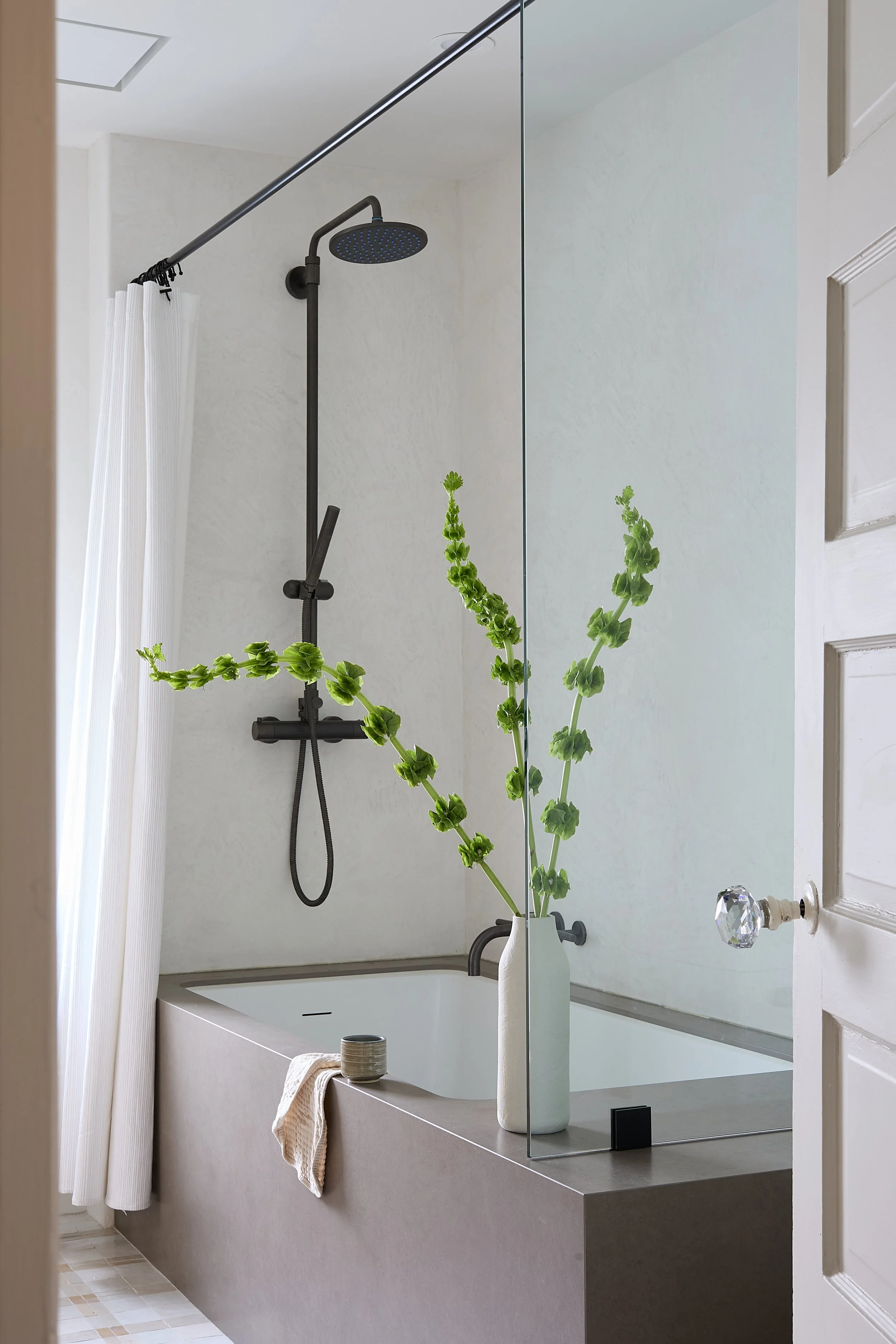 Winnipeg residential washroom by Canvas Design Studio