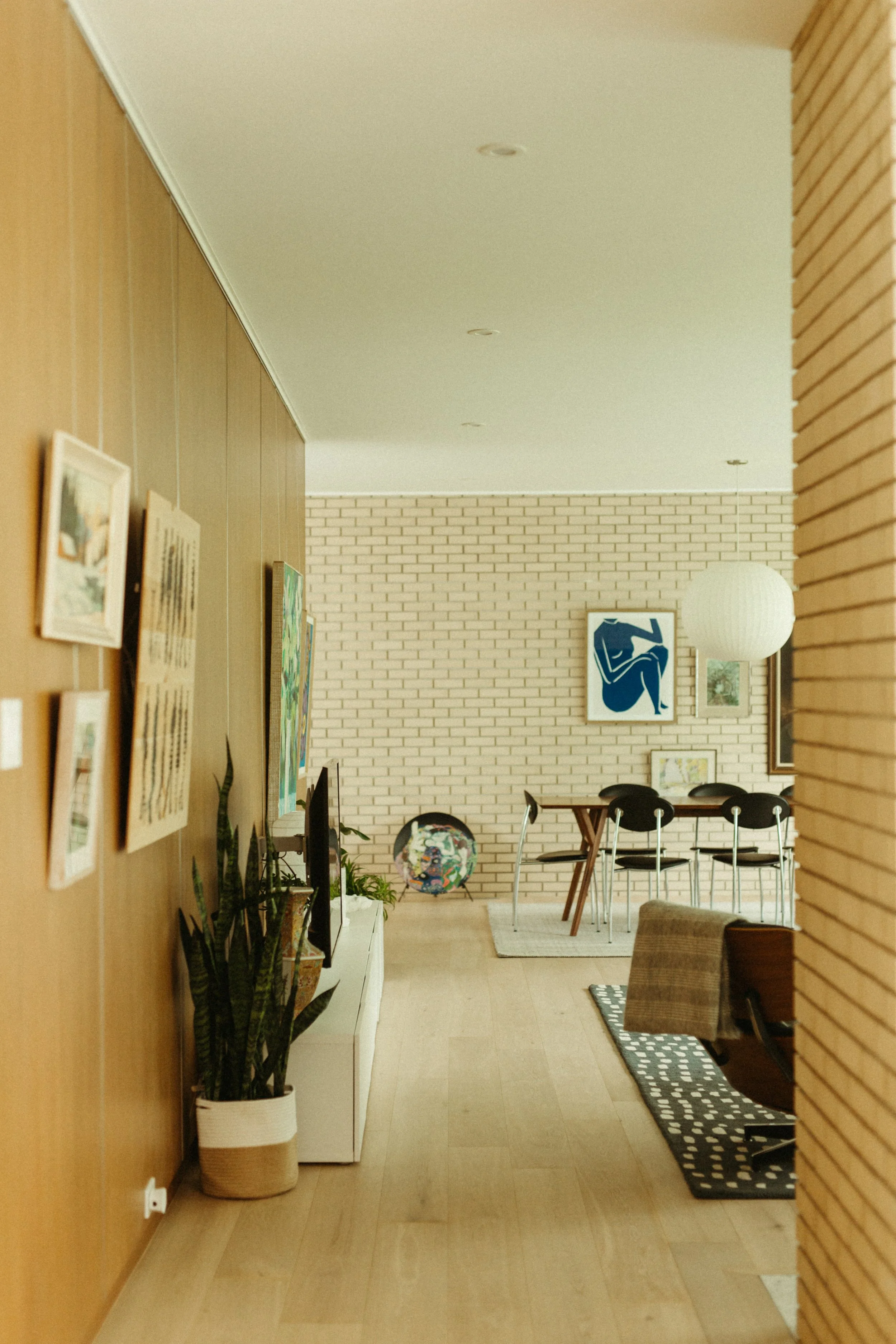 Winnipeg residential living room by Canvas Design Studio