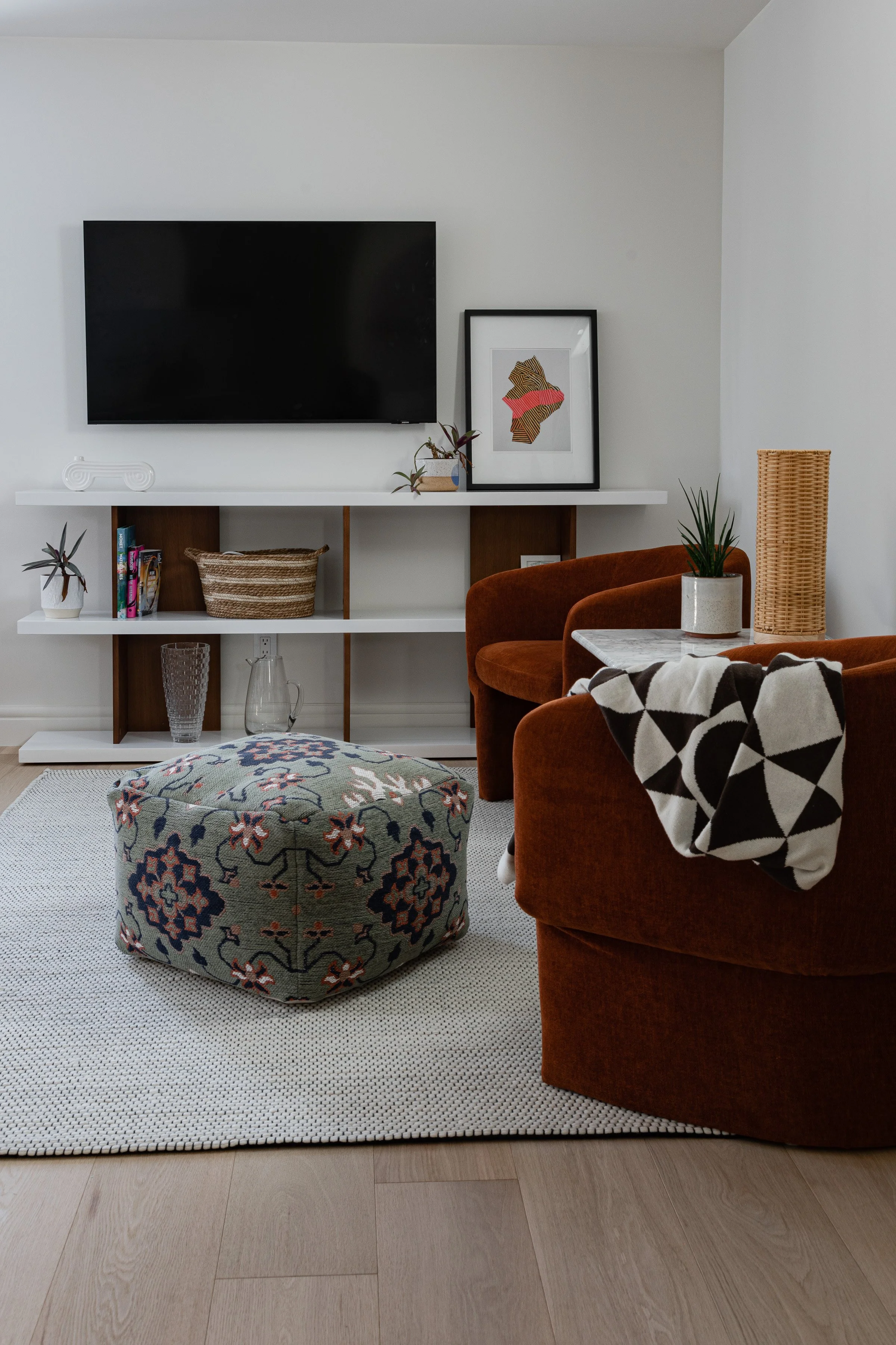Winnipeg residential living room by Canvas Design Studio