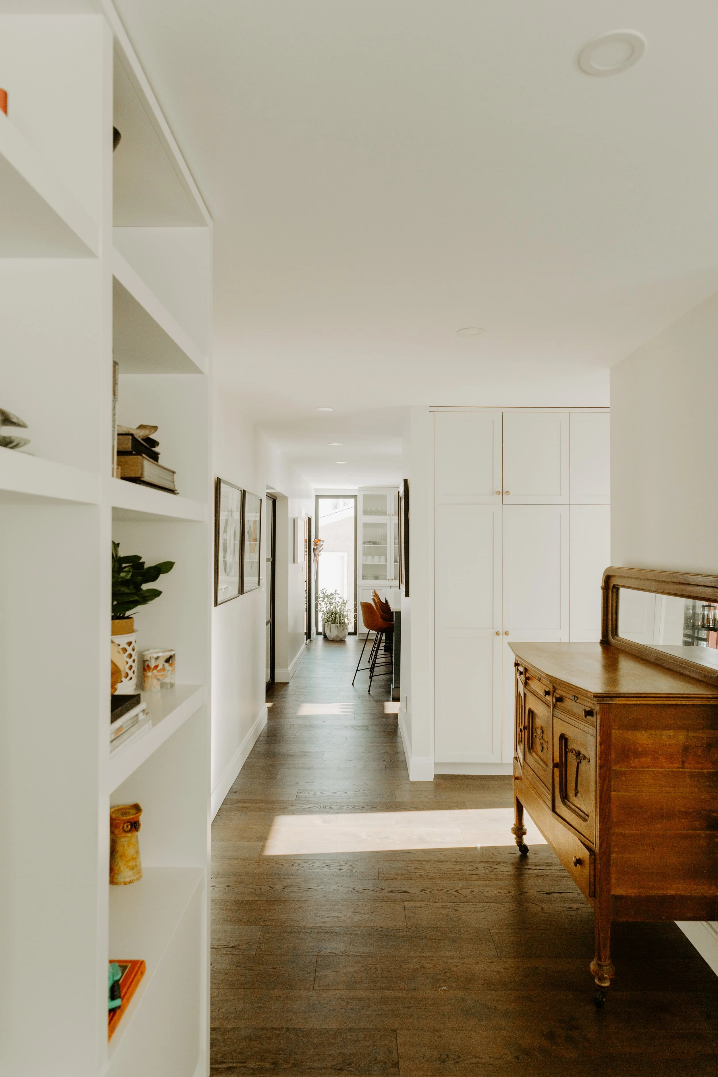 Winnipeg residential kitchen by Canvas Design Studio