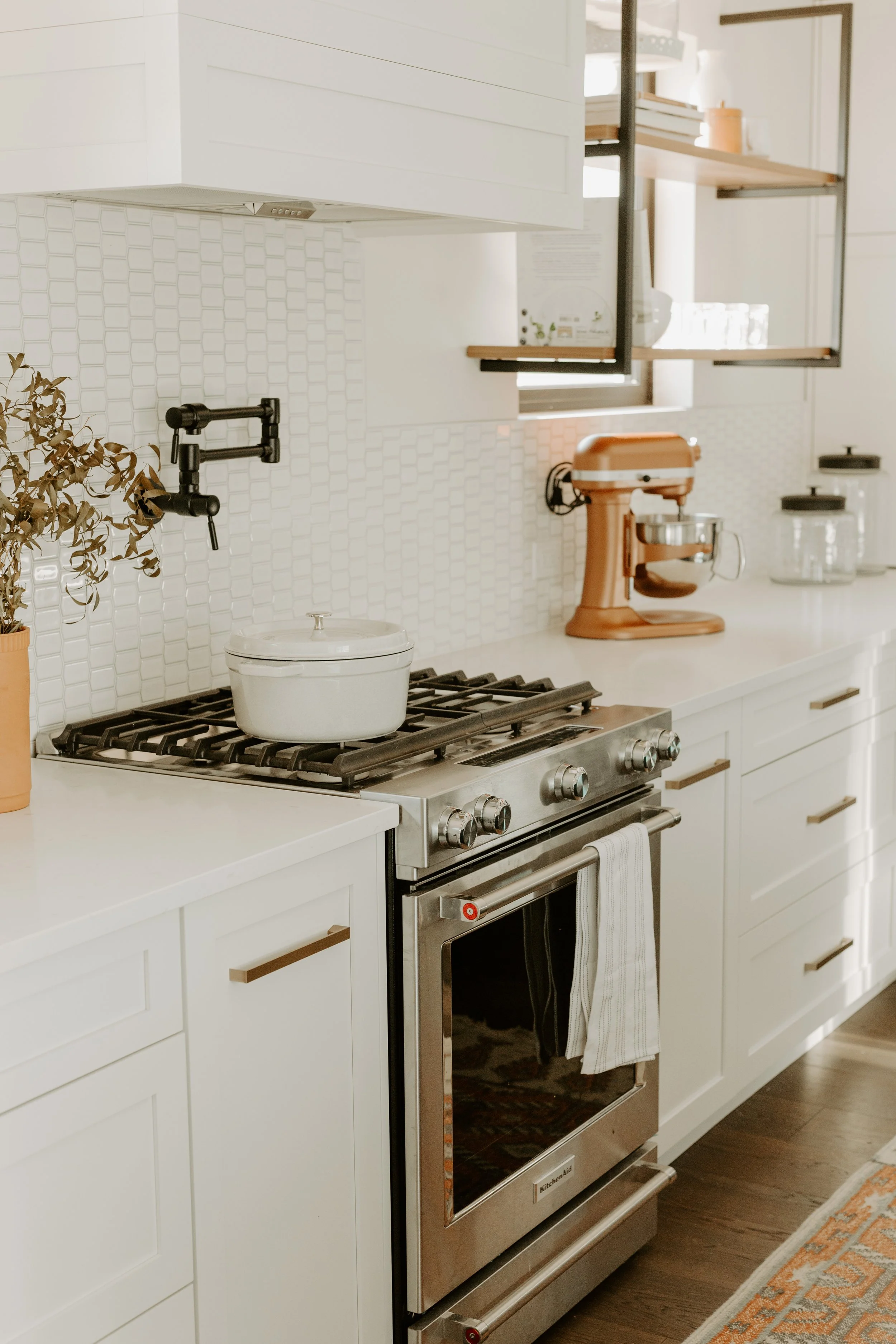 Winnipeg residential kitchen by Canvas Design Studio