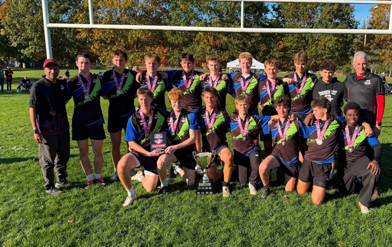 Congratulations to our junior affiliated Toronto City U18 boys 7s team who won the Provincial championships on Oct 18th led by Head Coach Sheldon Persad 🏉👏🏽

@torontocityu18