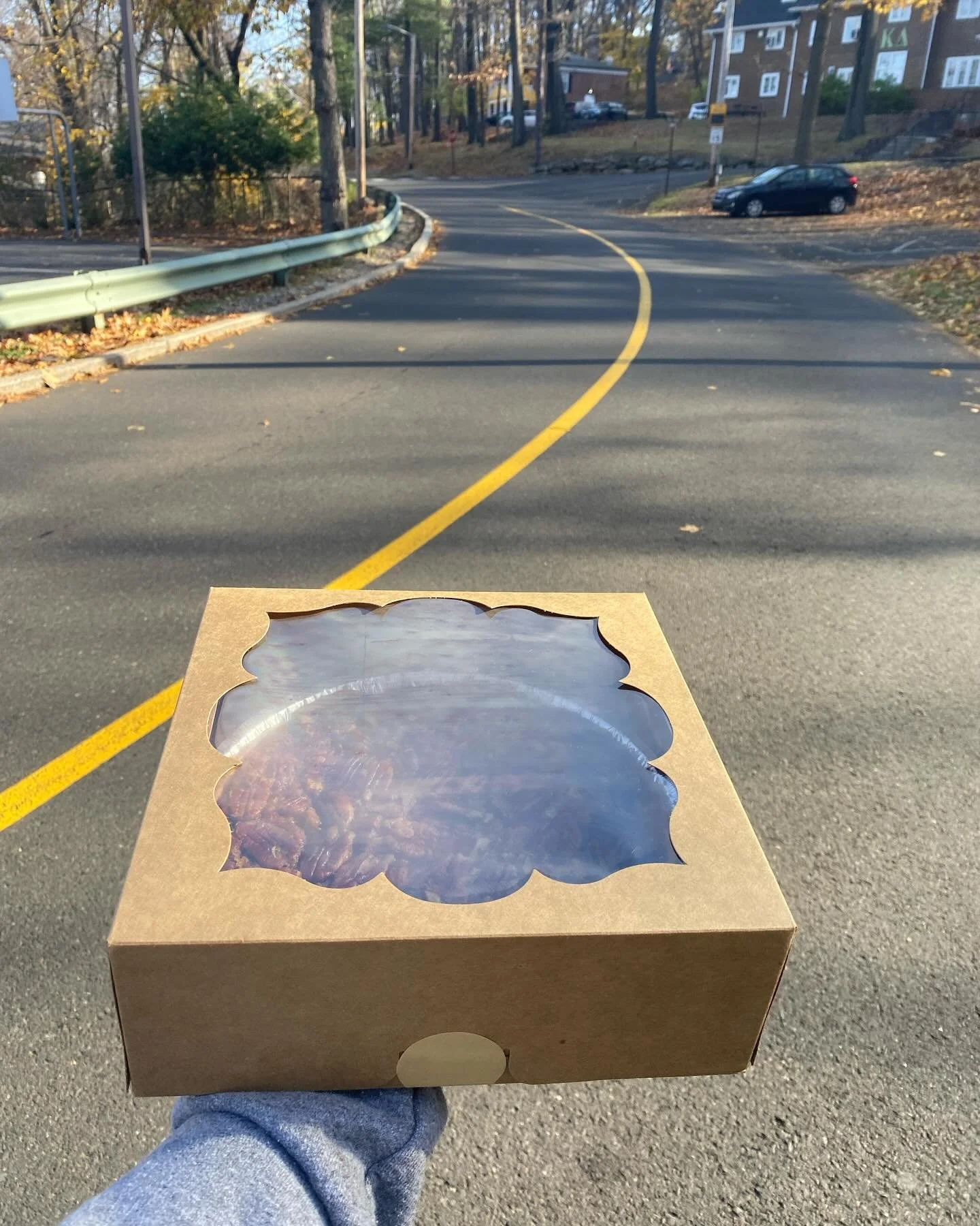 Nothing like delivering orders on this beautiful morning!🍂🍁😉