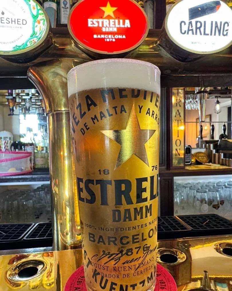Now on draft. 

And the excellent 0% version in the cooler.

#draft #draftbeer #estrella #spanishbeer #newstuff