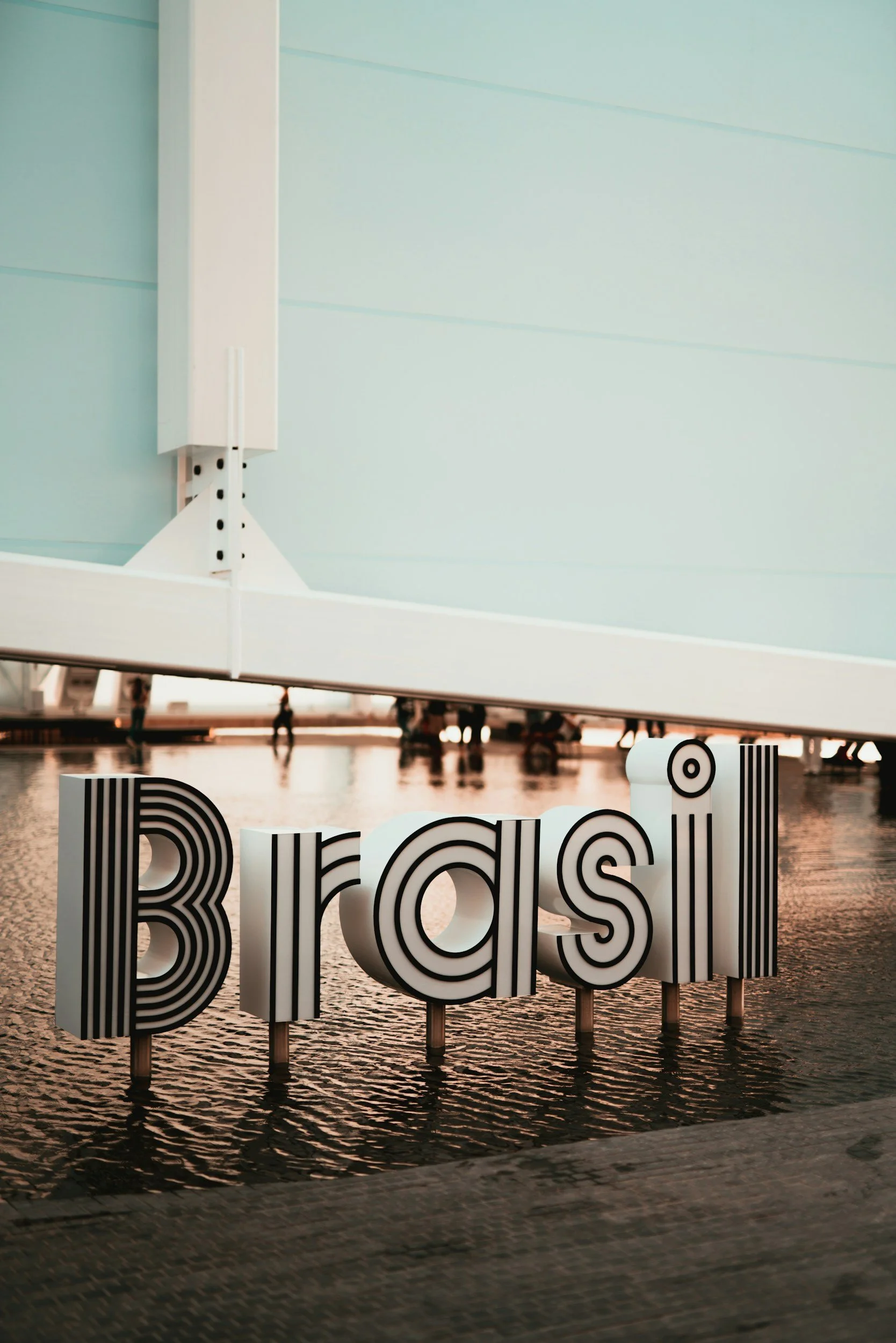 Seguro Cibernético para Manufatura e Indústria no Brasil: OT/ICS, Ransomware e Continuidade de Produção