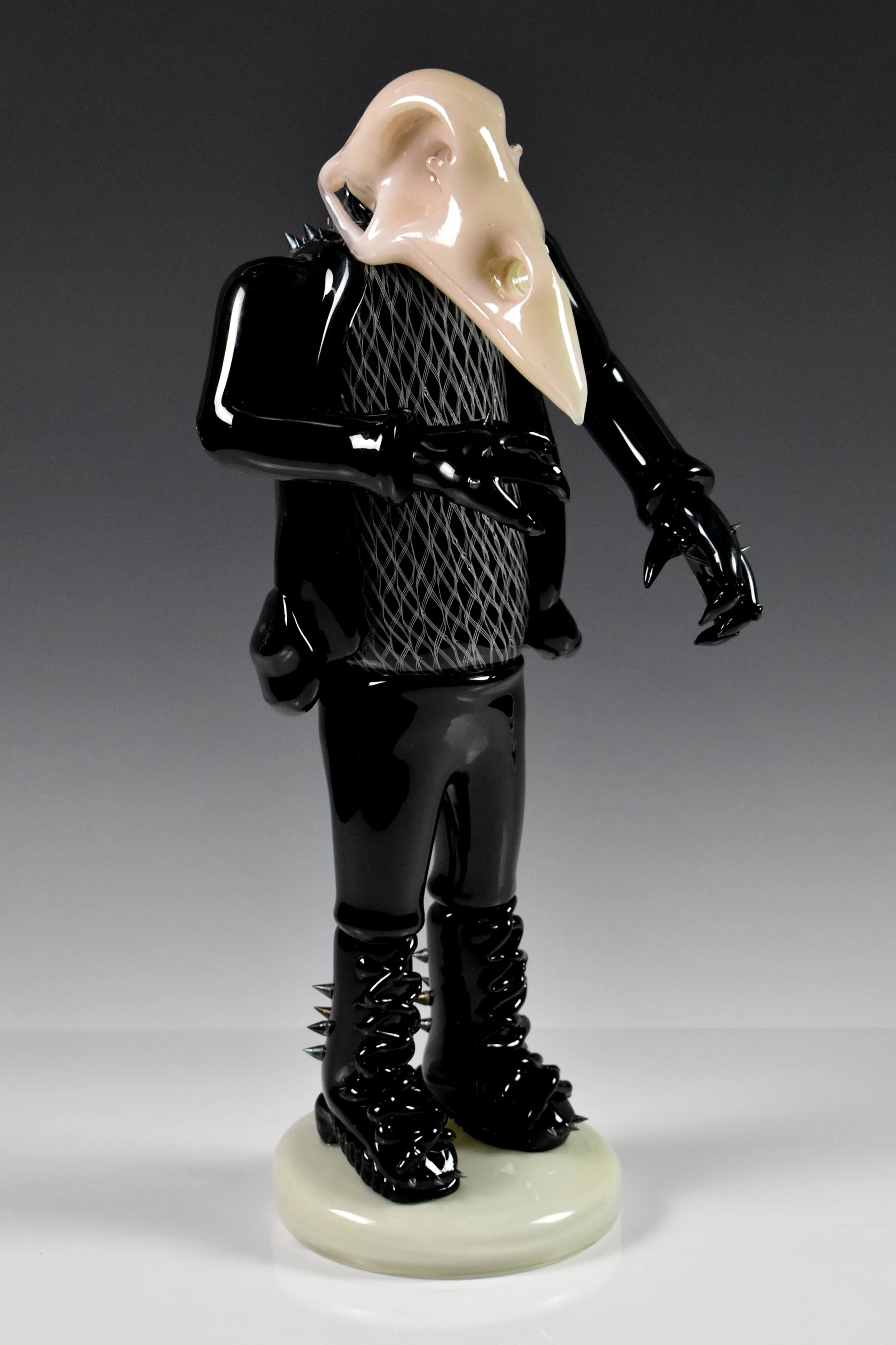 Corvidae
Hot Sculpted Glass
18” x 8” x 6”
2024