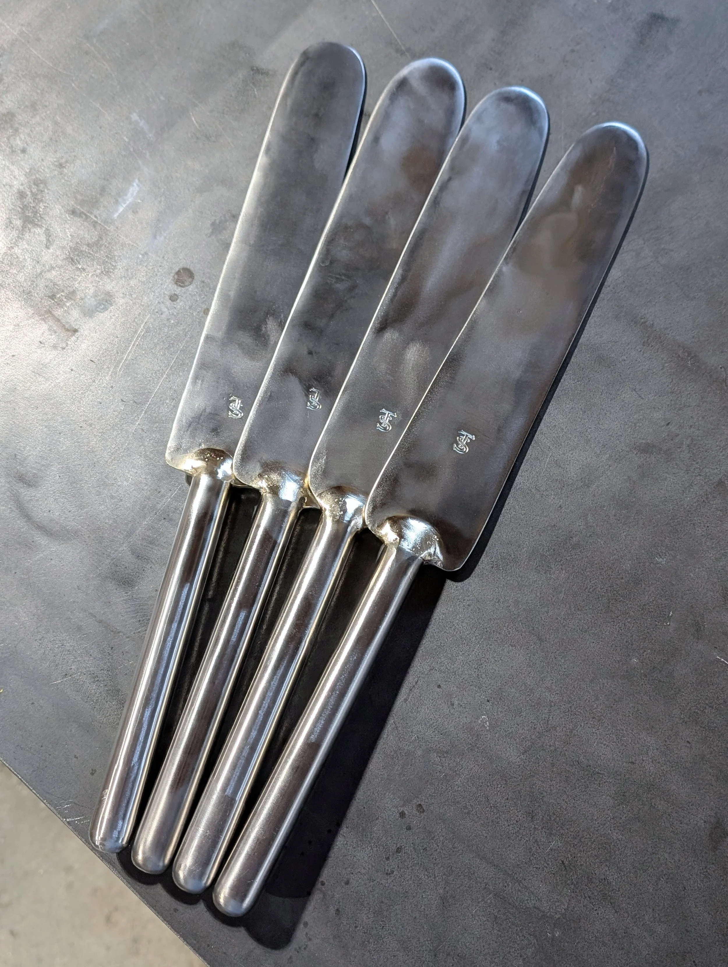 Large Round End Taglio