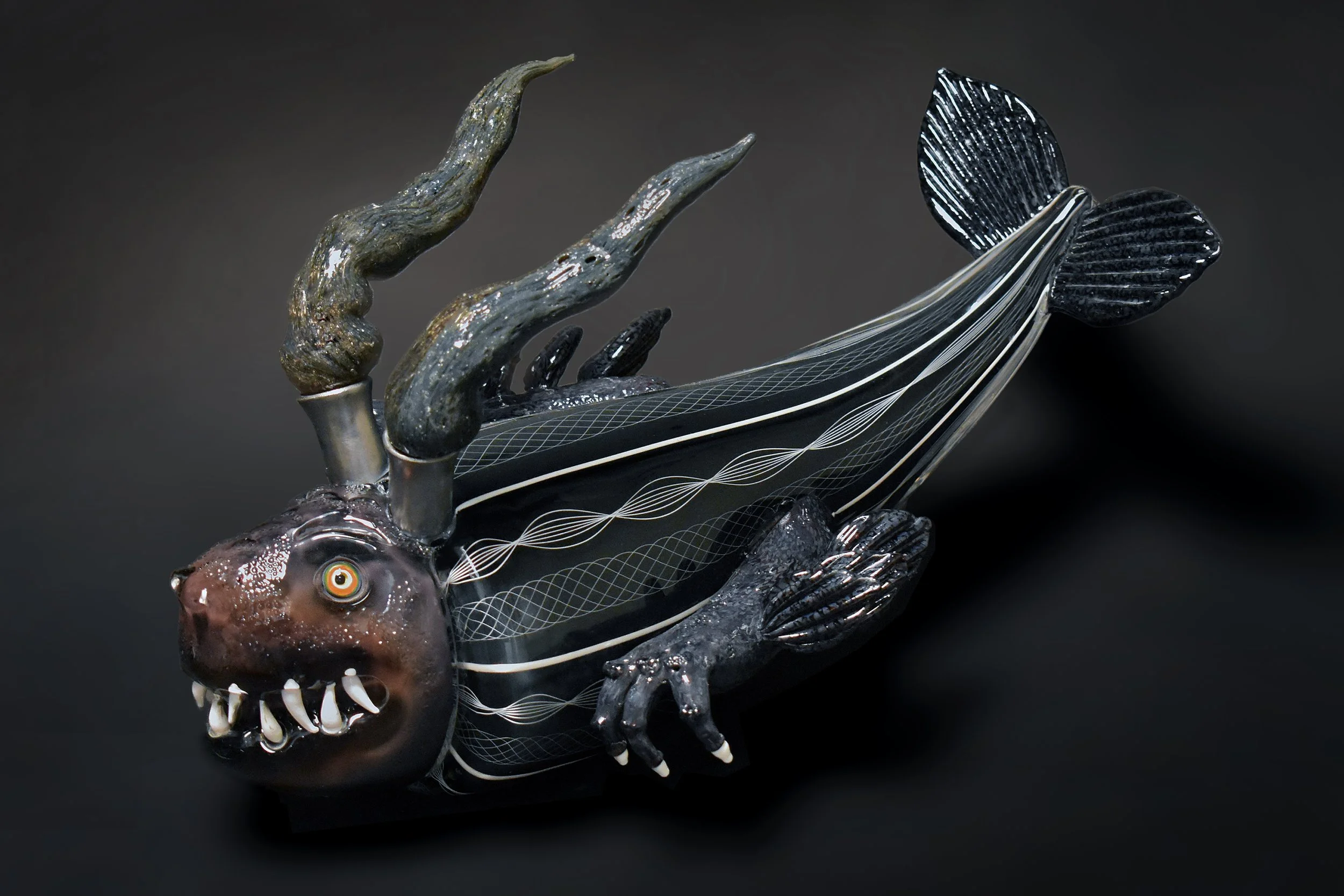 Sea Bear
Hot sculpted glass, steel, aluminum
5” x 15” x 9” (H x L x D)
2020