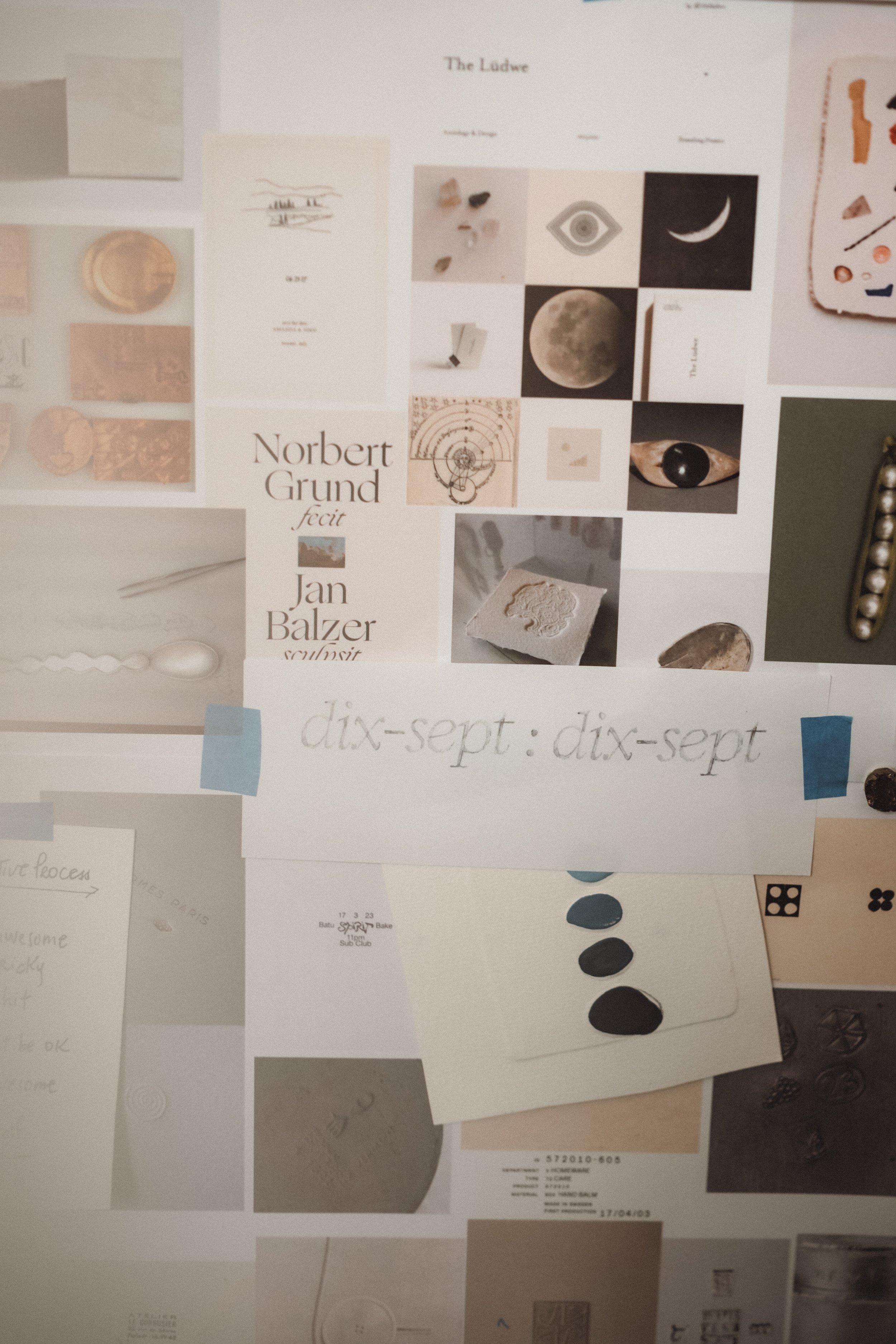 Tapisserie avec divers nus et motifs graphiques