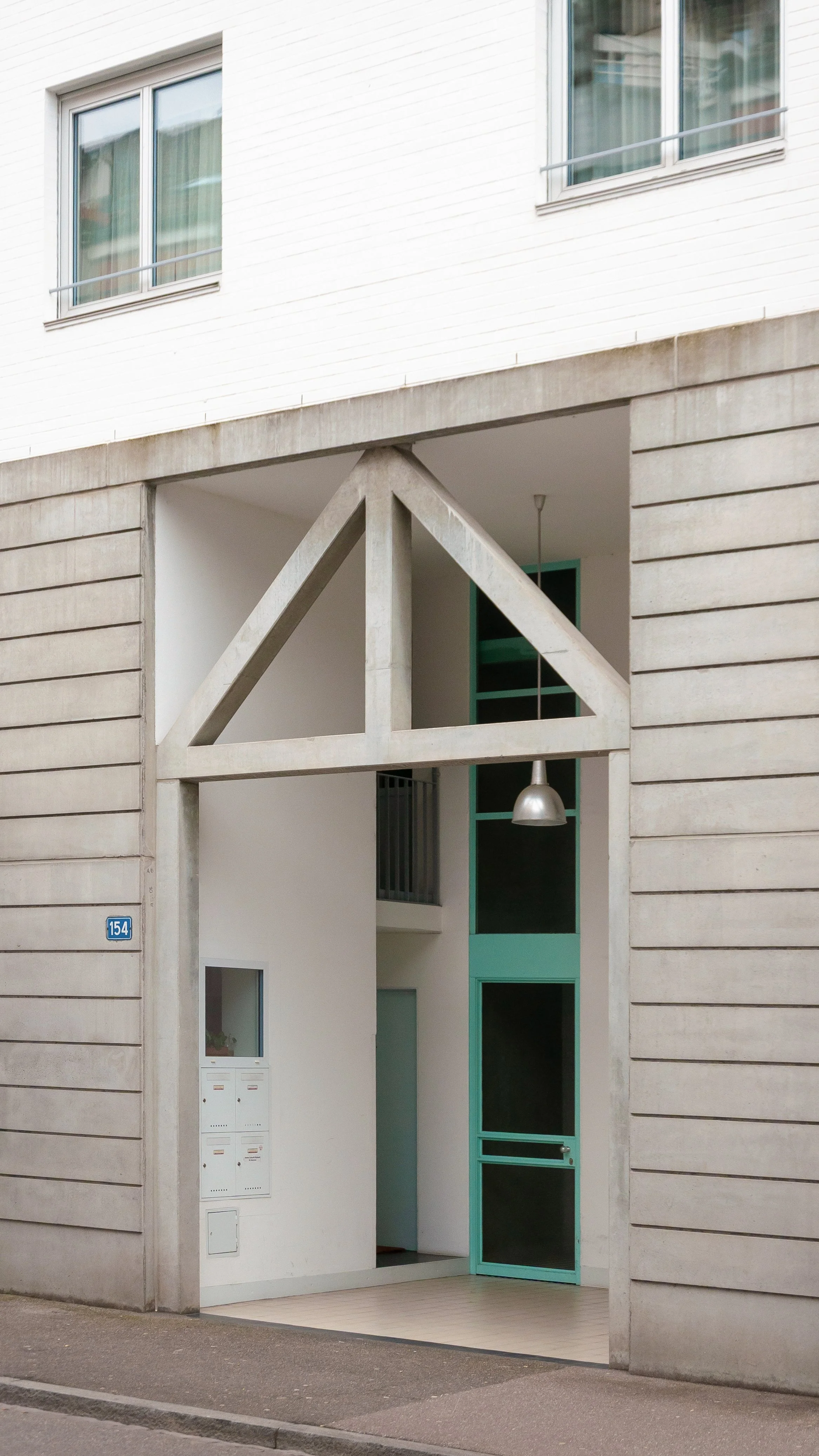 Apartment buildings Hammerstrasse Basel, Diener & Diener Architekten - Entrance detail