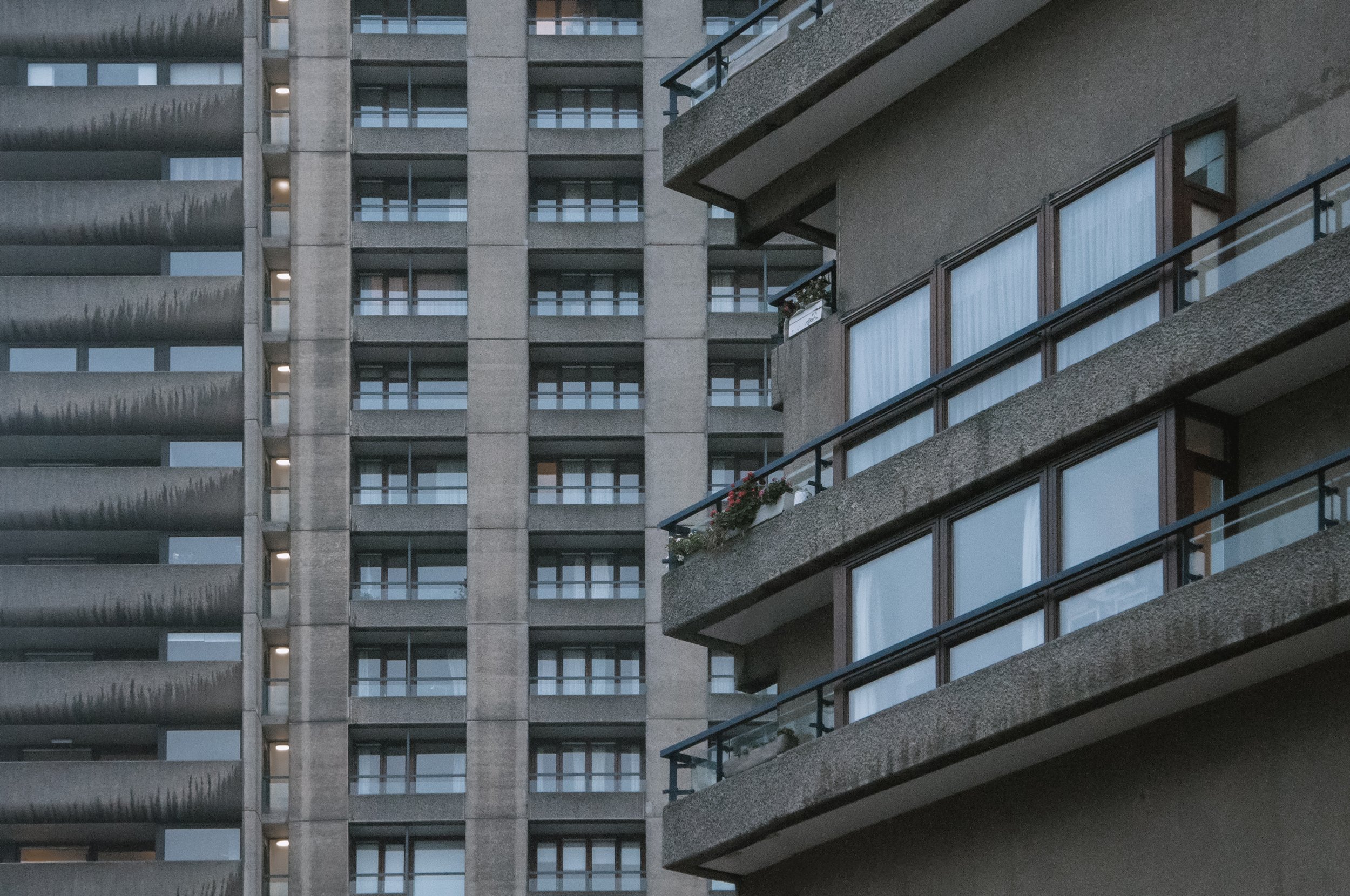 Barbican Estate London, Chamberlin Powell Bon - Tower