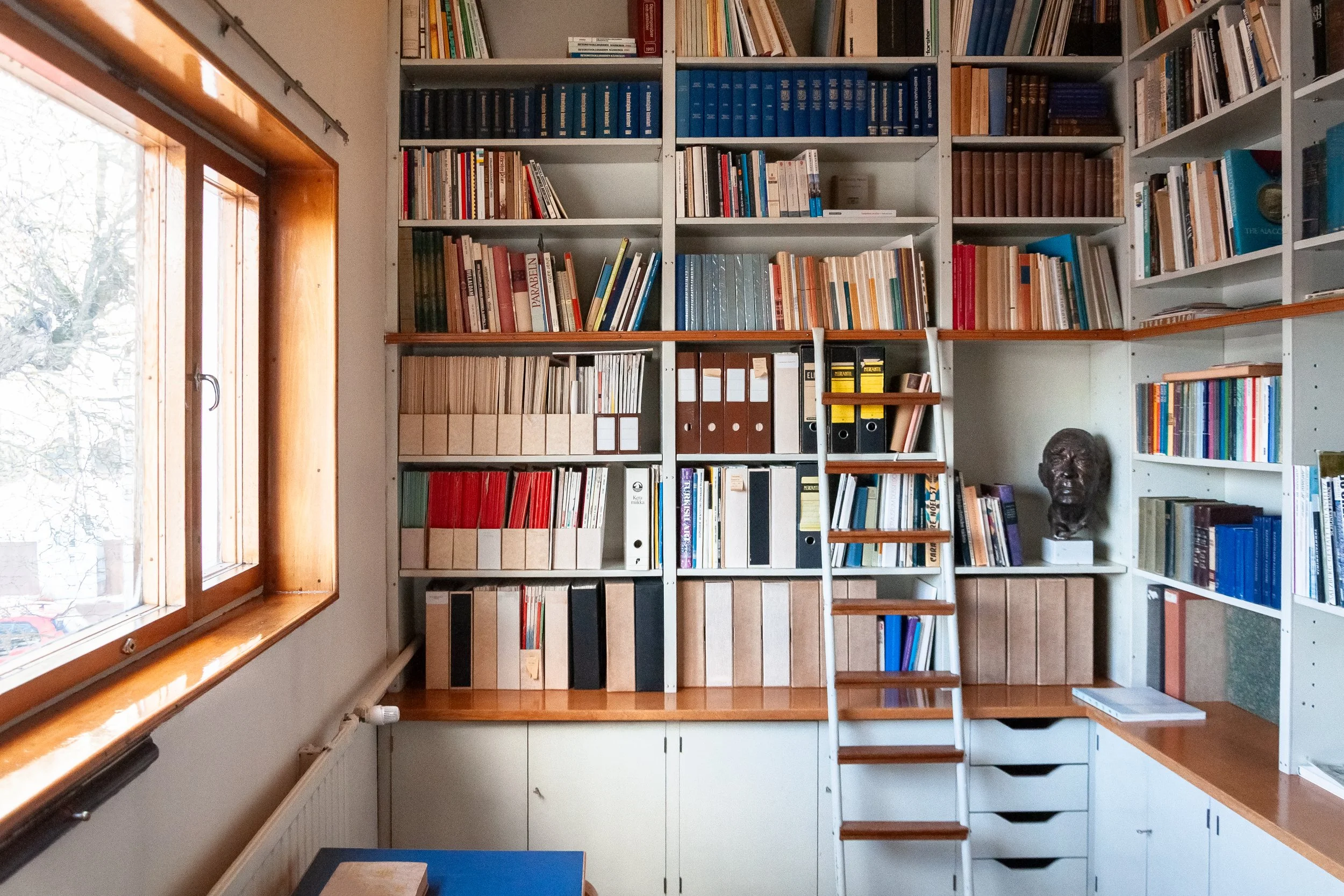 Villa Aalto Helsinki, Alvar Aalto - Bookshelves