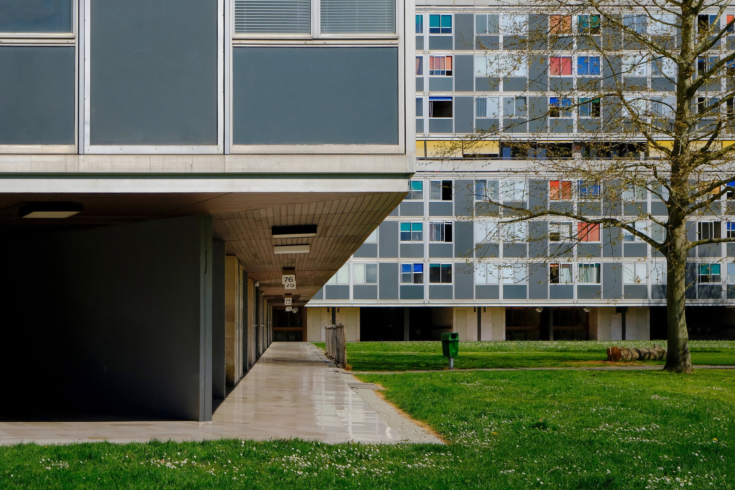 Le Lignon Geneva, George Addor - Portico
