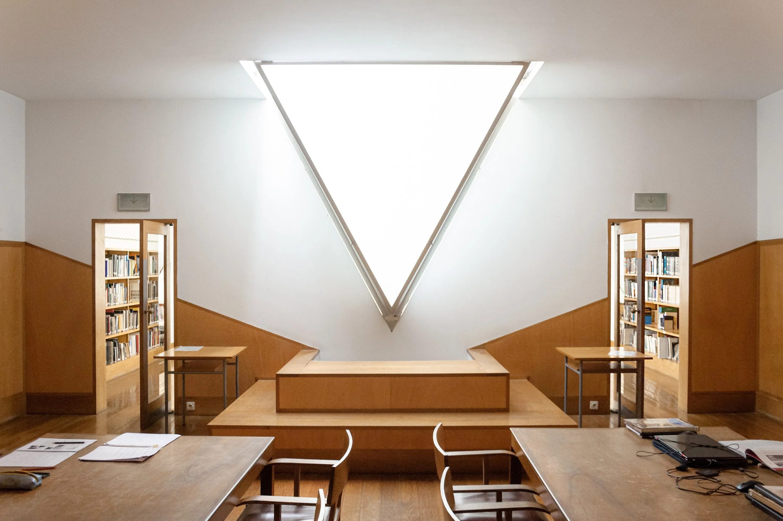 FAUP Porto, Álvaro Siza Vieira - Library