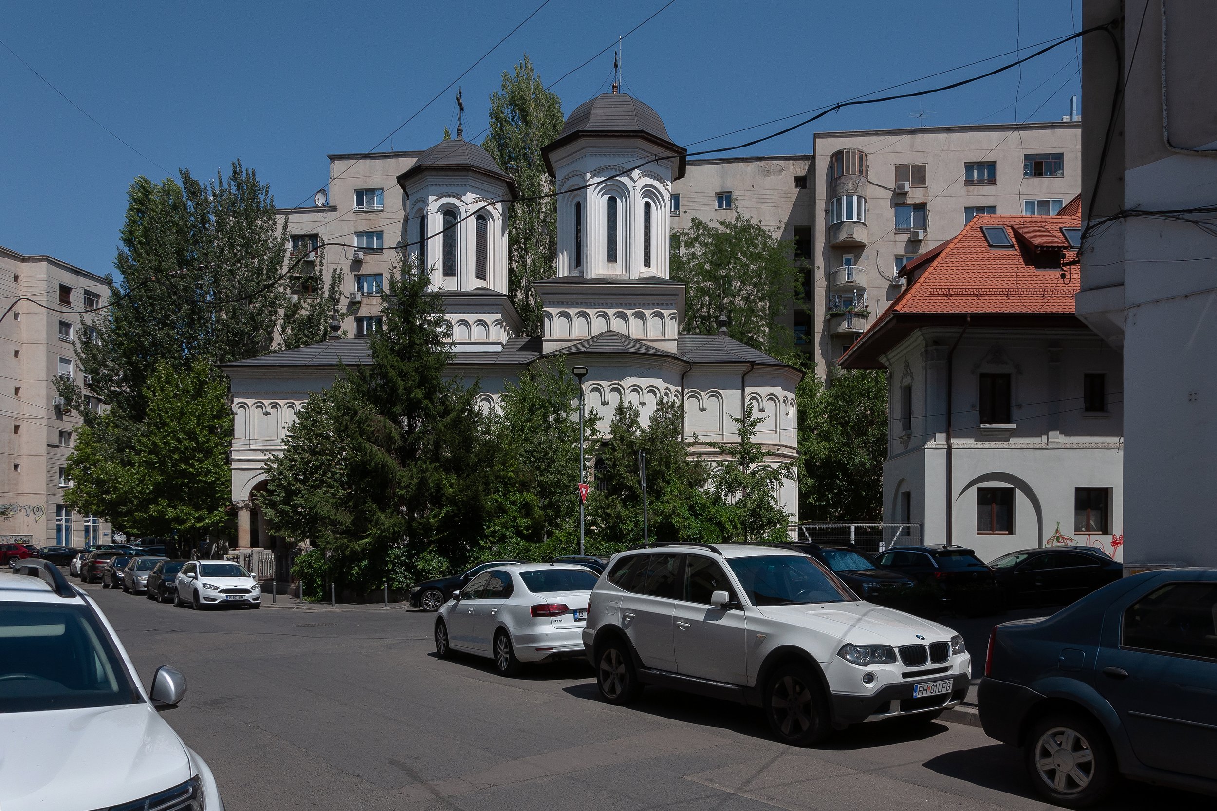 Sfinții Apostoli Petru și Pavel Church in Bucharest