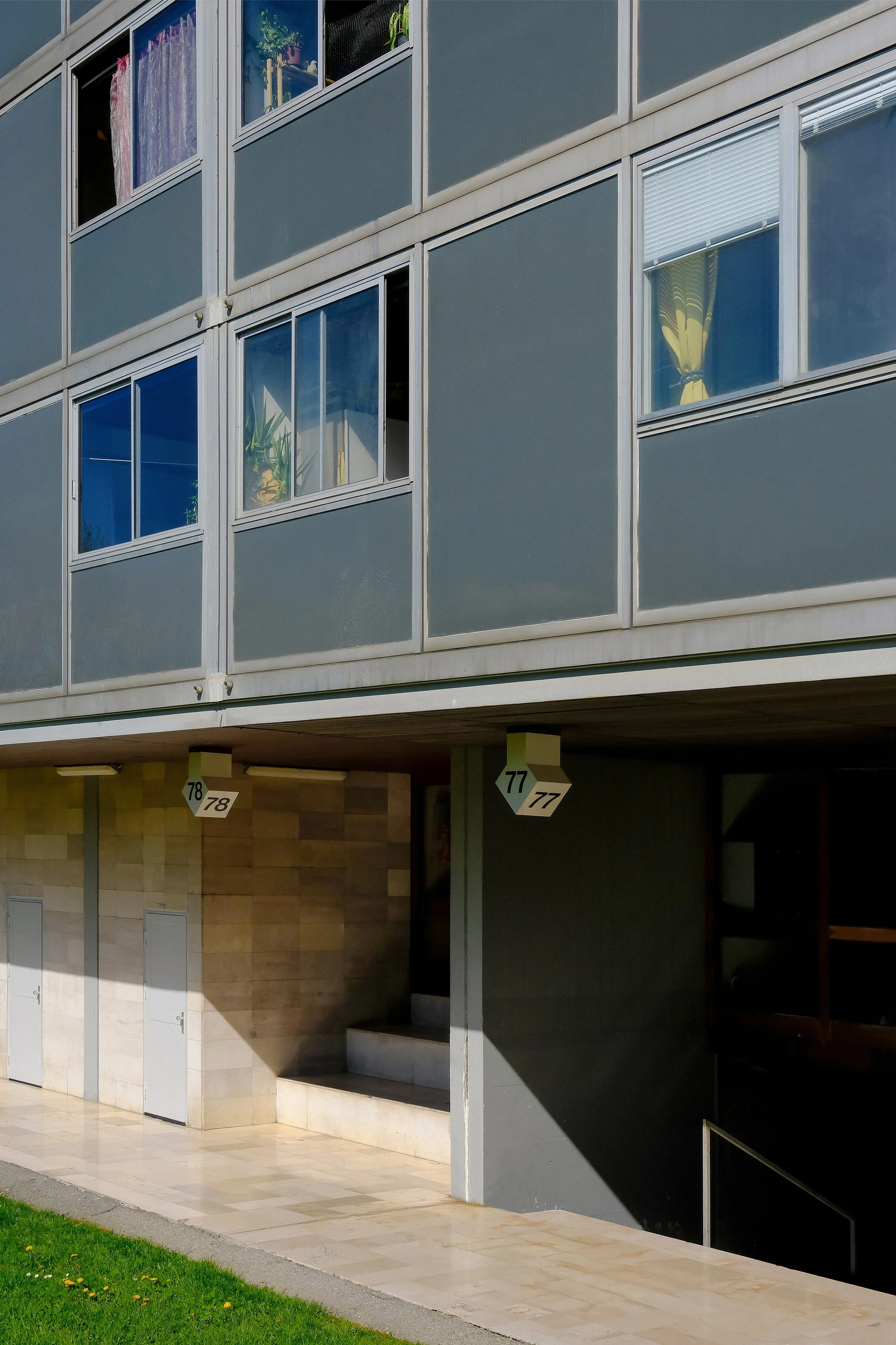 Le Lignon Geneva, George Addor - Facade detail