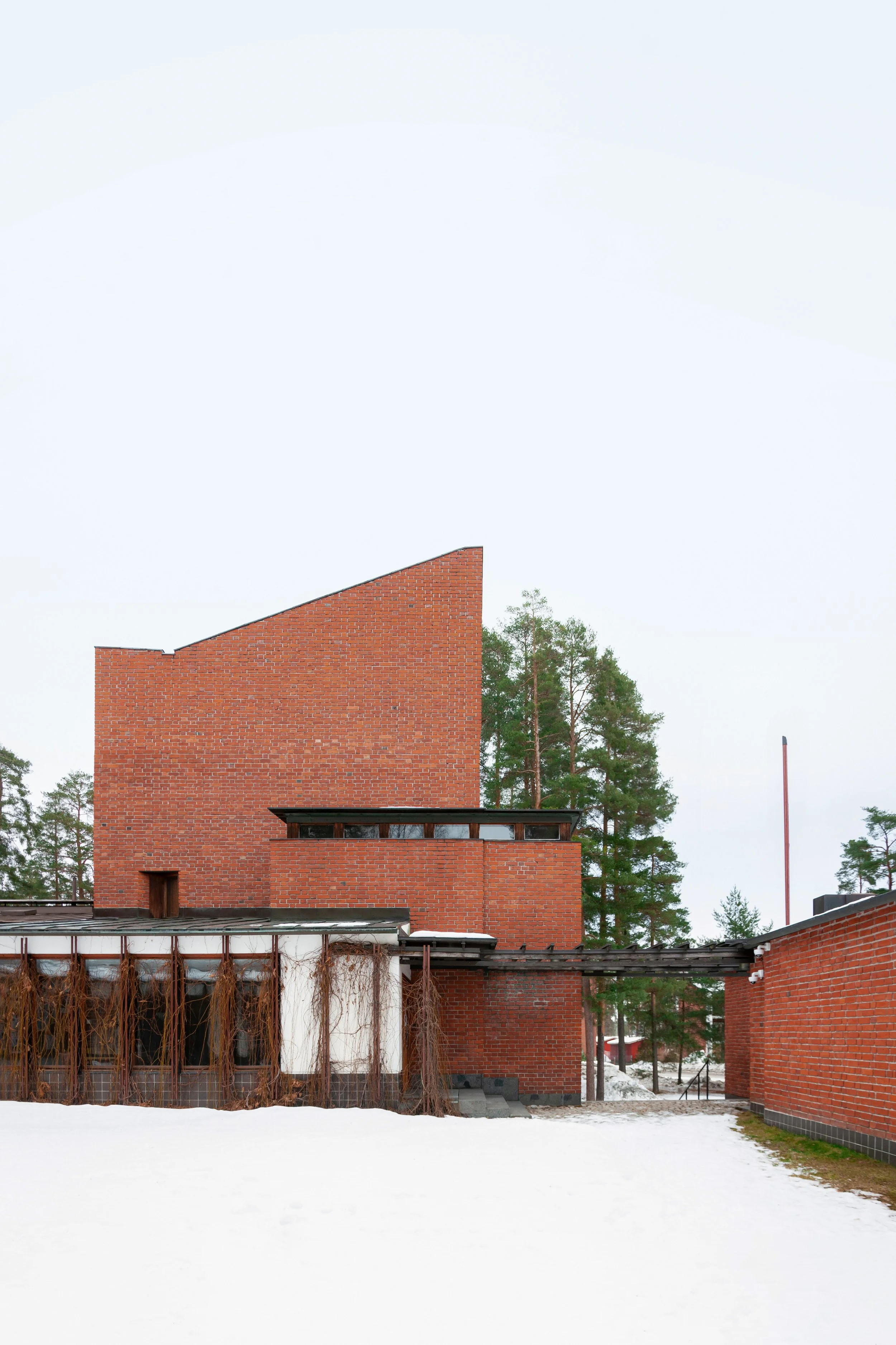 Säynätsalo Town Hall, Alvar Aalto - Courtyard