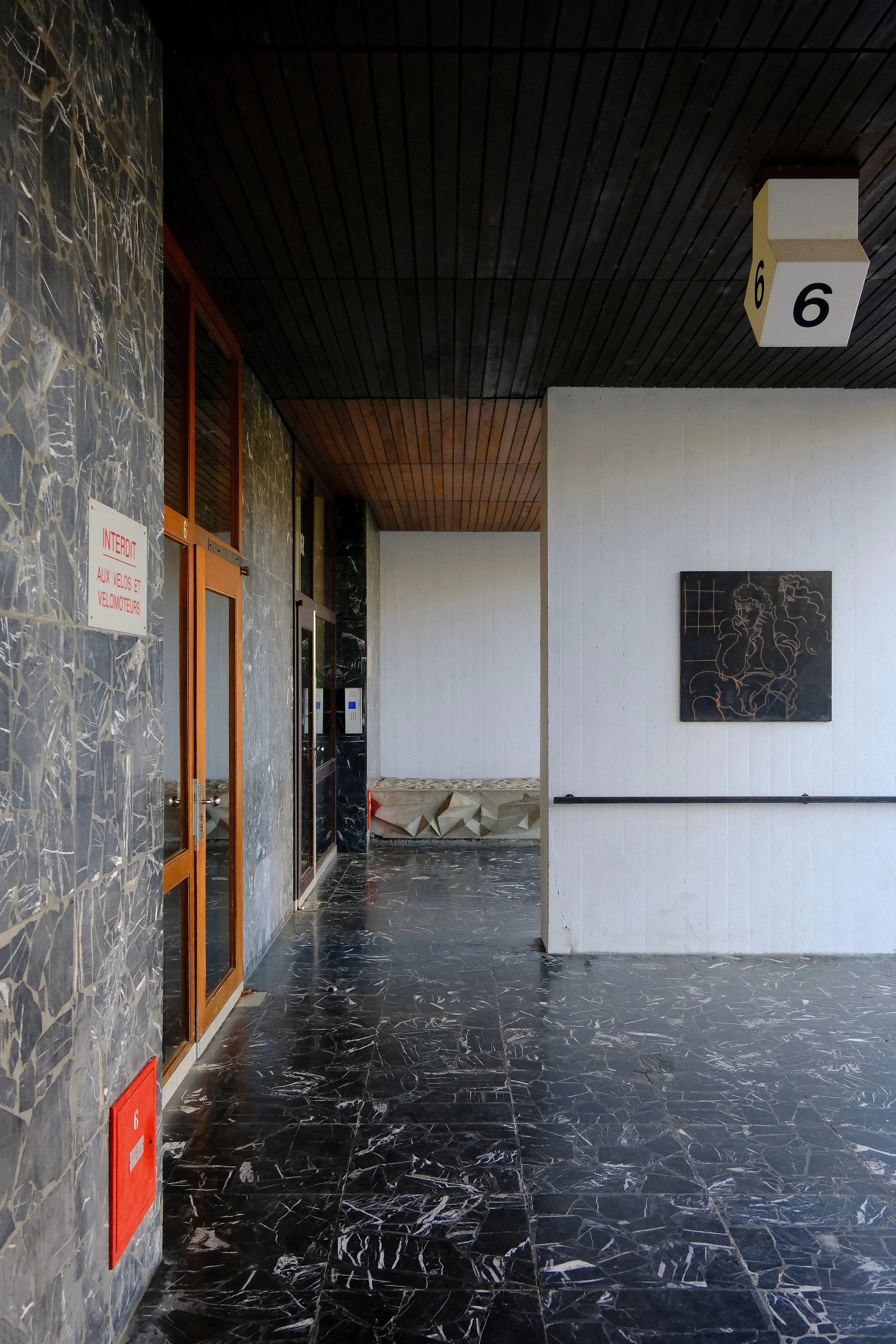 Le Lignon Geneva, George Addor - Tower entrance