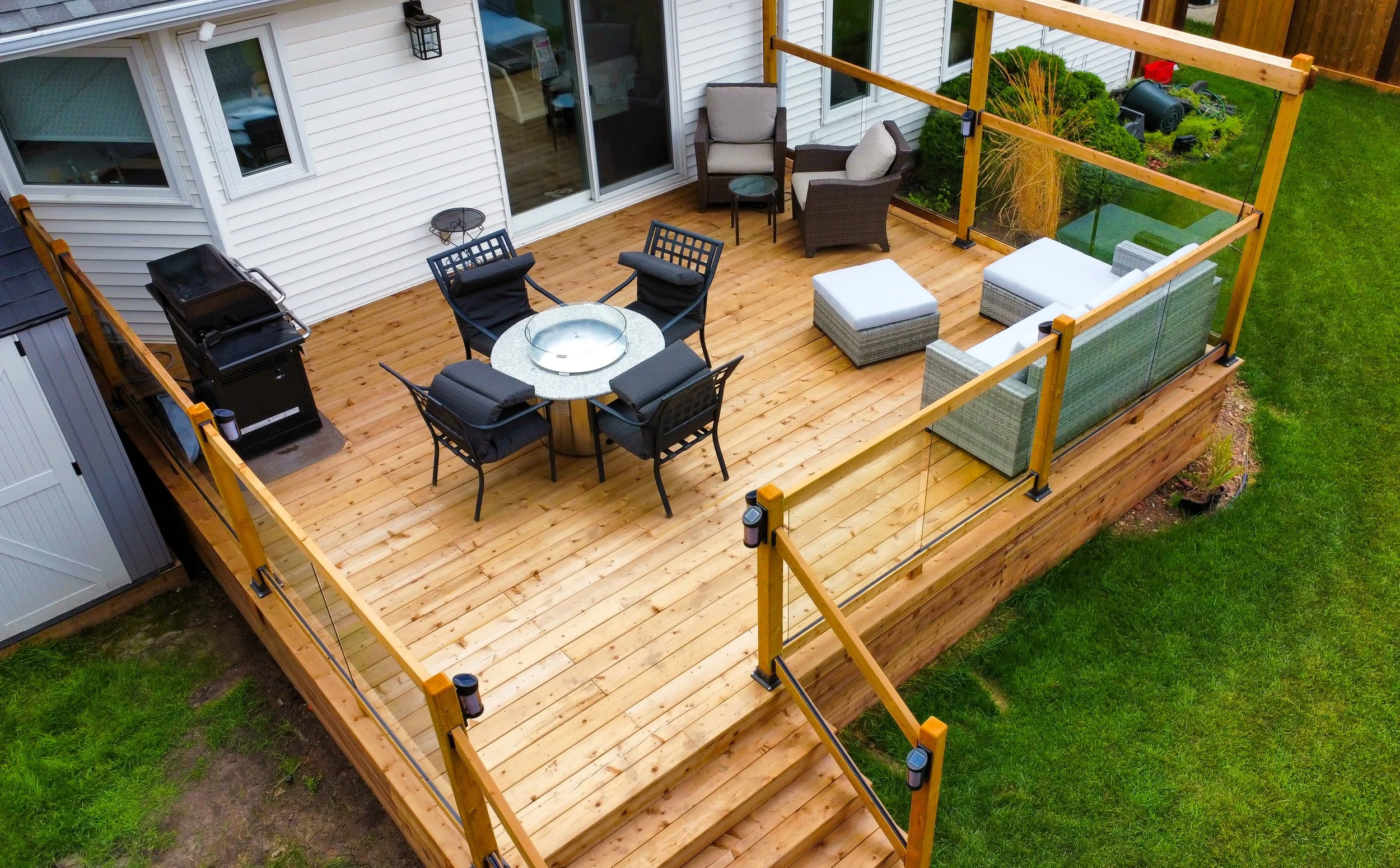 Wooden deck, preassure treated lumber, wooden railing, wooden stairs, wooden decking, composite decking