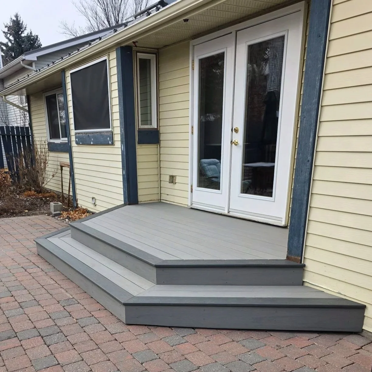 Composite entrance porch, composite stairs