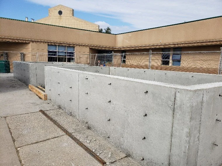 0bf29d029f85d3604bde42a74bf21c5a6a7ffd271adb22a490015b4e286f2285 2.jpg