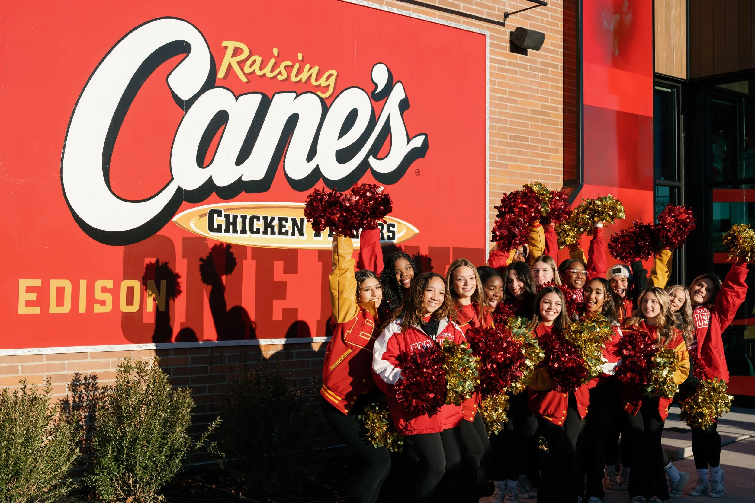 Lisa-Blanche-Photography-RaisingCanes-Edison-12925-33.jpg