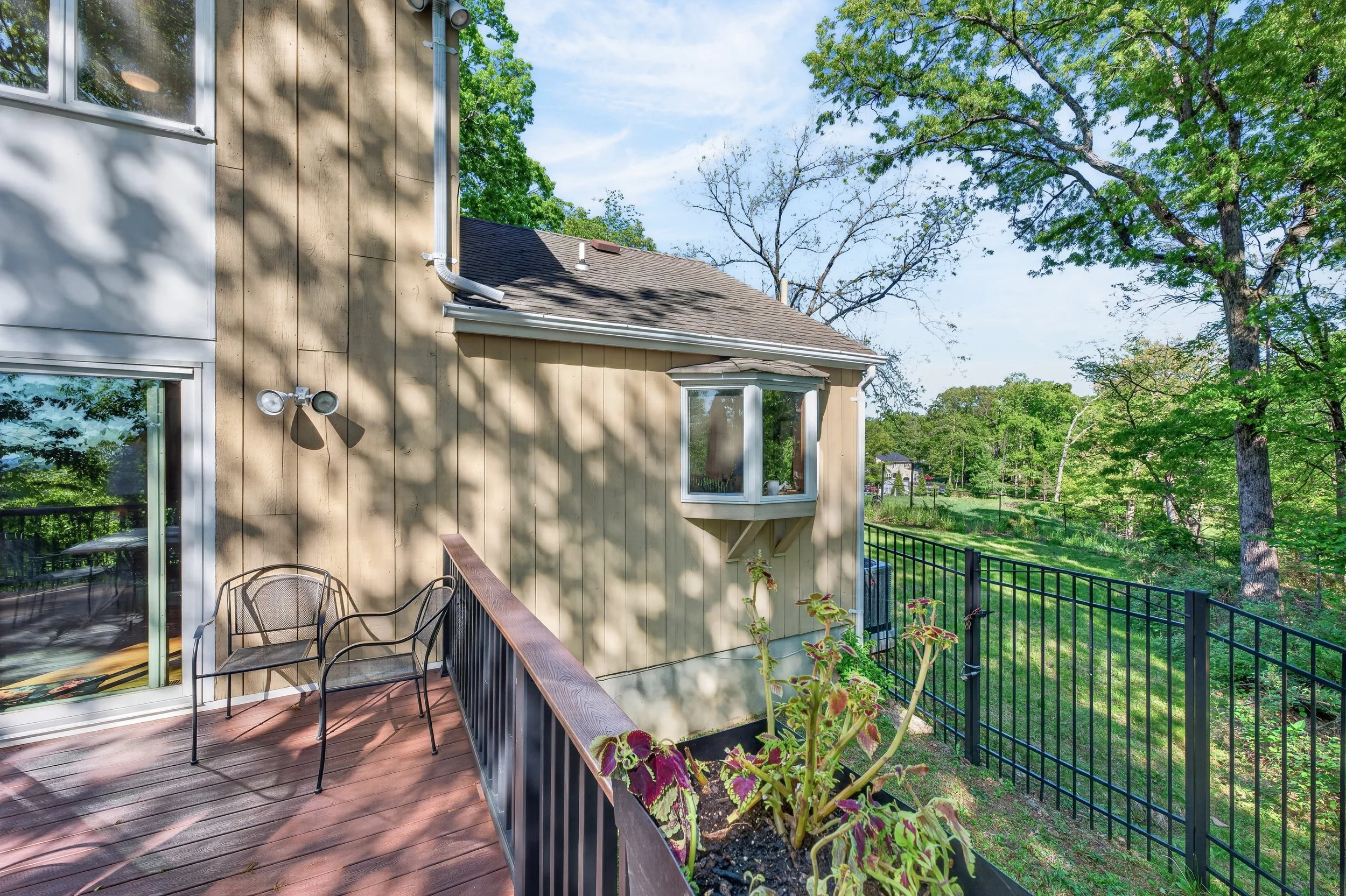 Generational-Creative-Collective-1530MountaintopRoad-MLS-20.jpg