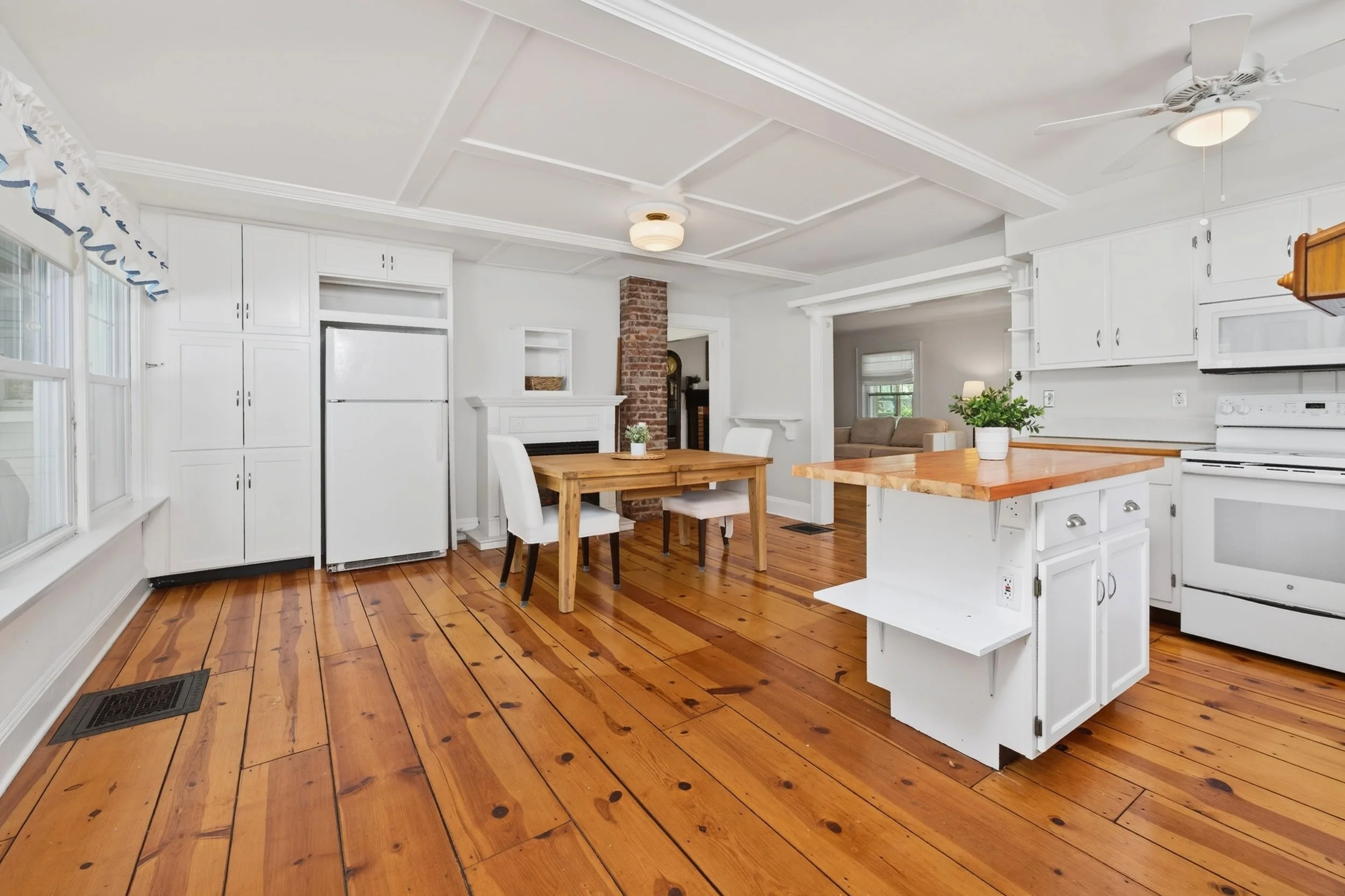 Generational-Creative-Collective-349UnionAve-MLS-30.jpg
