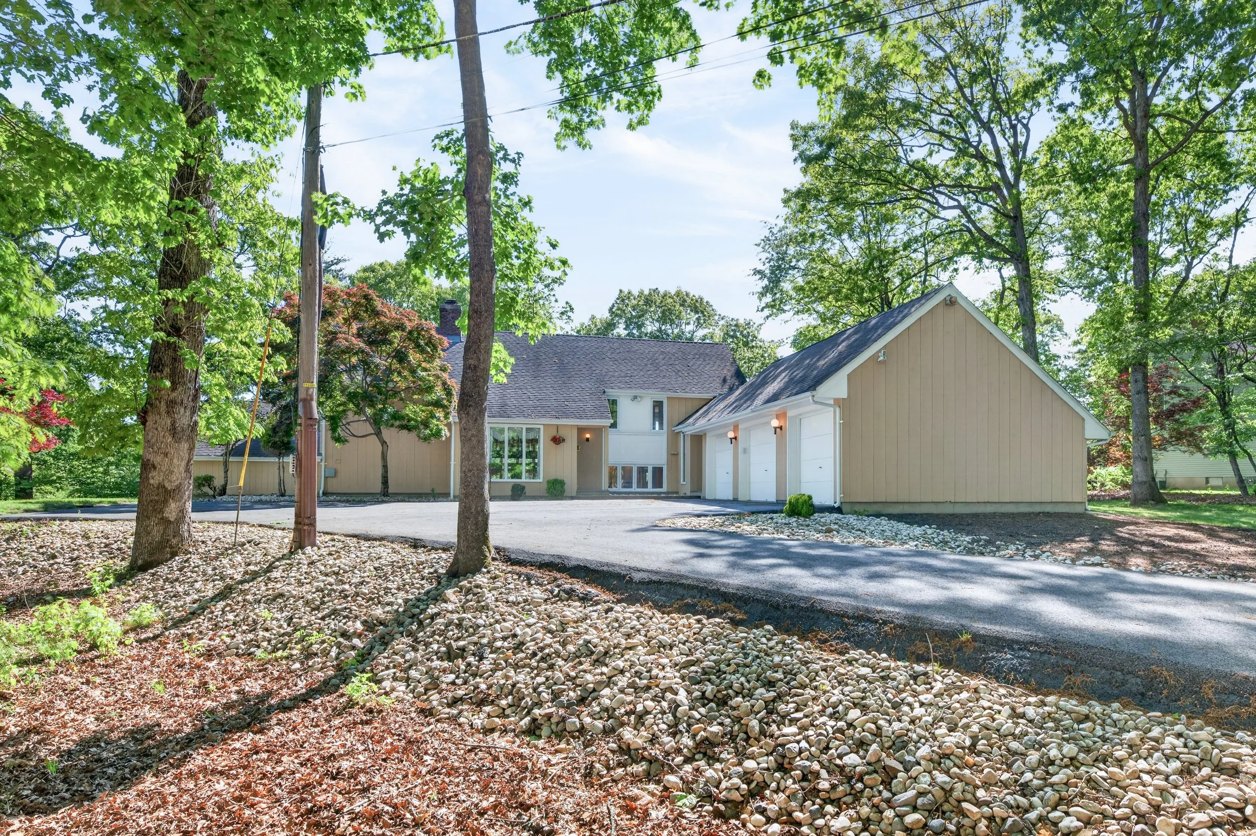 Generational-Creative-Collective-1530MountaintopRoad-MLS-8.jpg